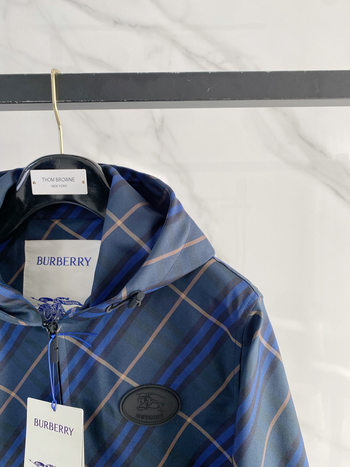 Burberry 巴宝莉 2026春季新款连帽夹克外套，全高端版本！高定专柜面料辅料，透气舒适度高，细节