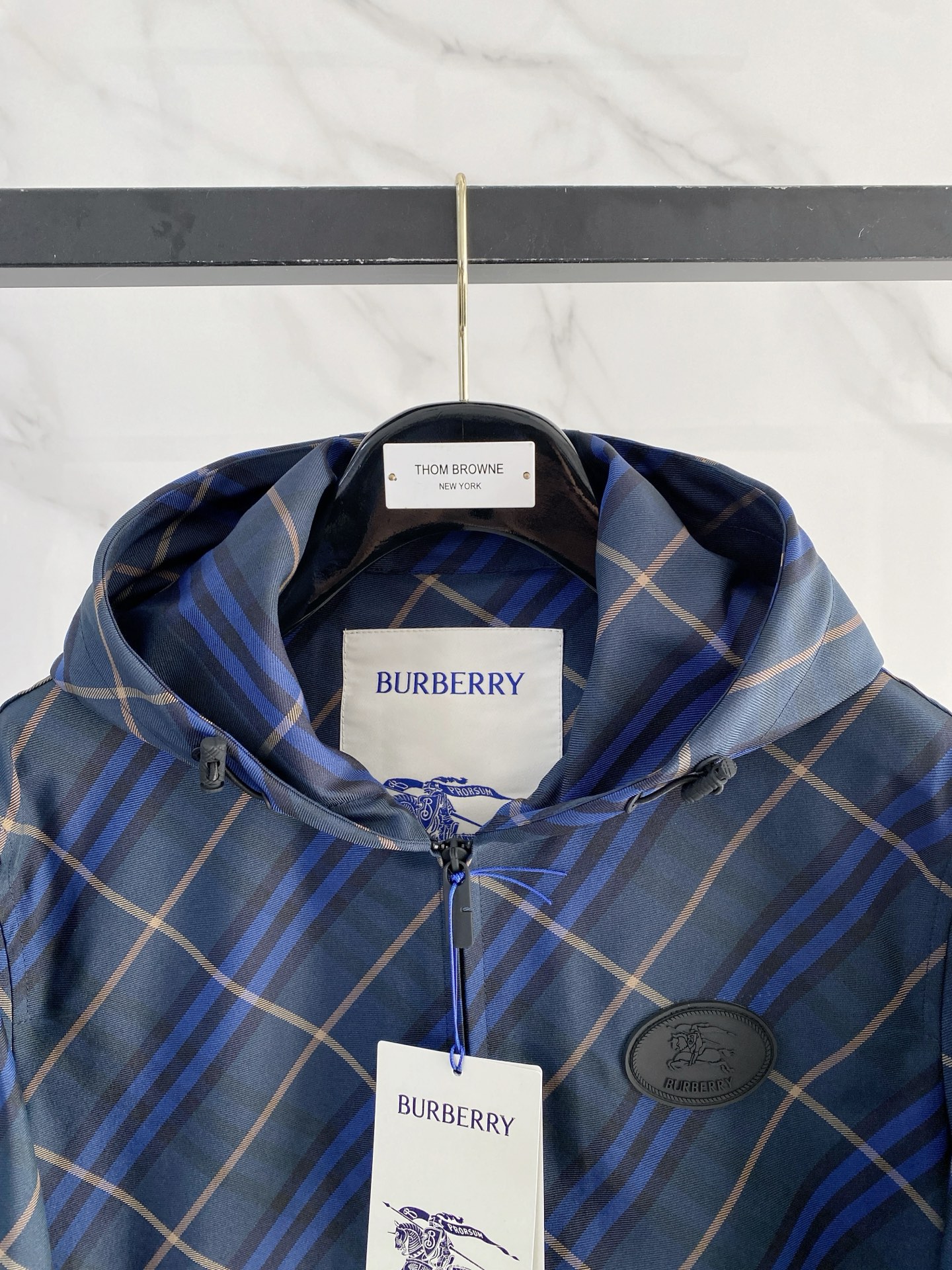 Burberry 巴宝莉 2026春季新款连帽夹克外套，全高端版本！高定专柜面料辅料，透气舒适度高，细节