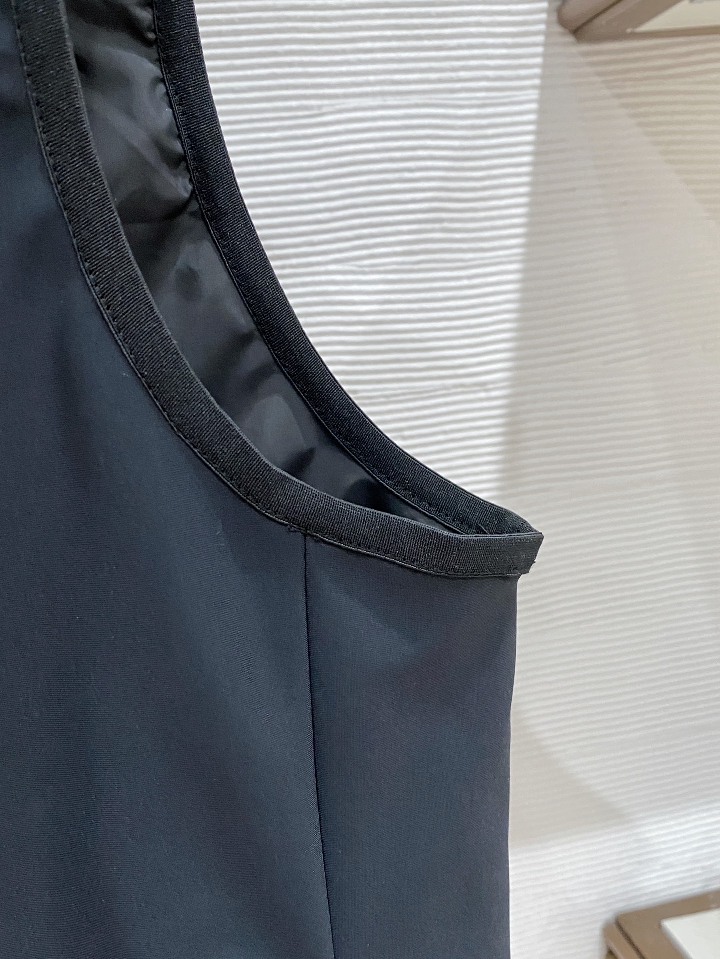 Moncler 蒙口 2026SS早春新款普拉达春夏马甲夹克外套最新设计款 秀场新品‼品相非常完美，三标