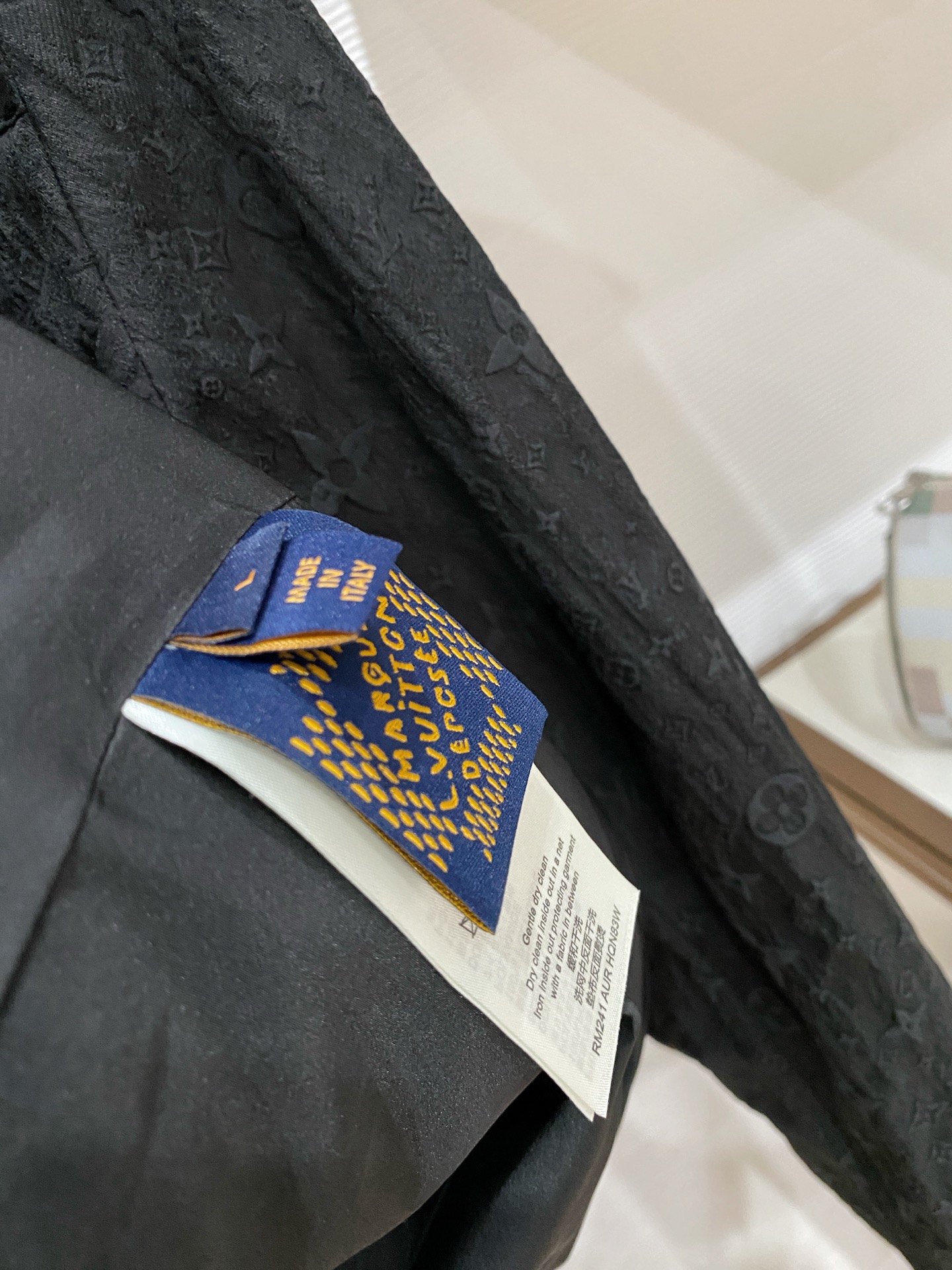 LV2026ss春季新款夹克外套全高端版本！高定专柜面料辅料，透气舒适度高，细节无可挑剔，做工考究工艺复