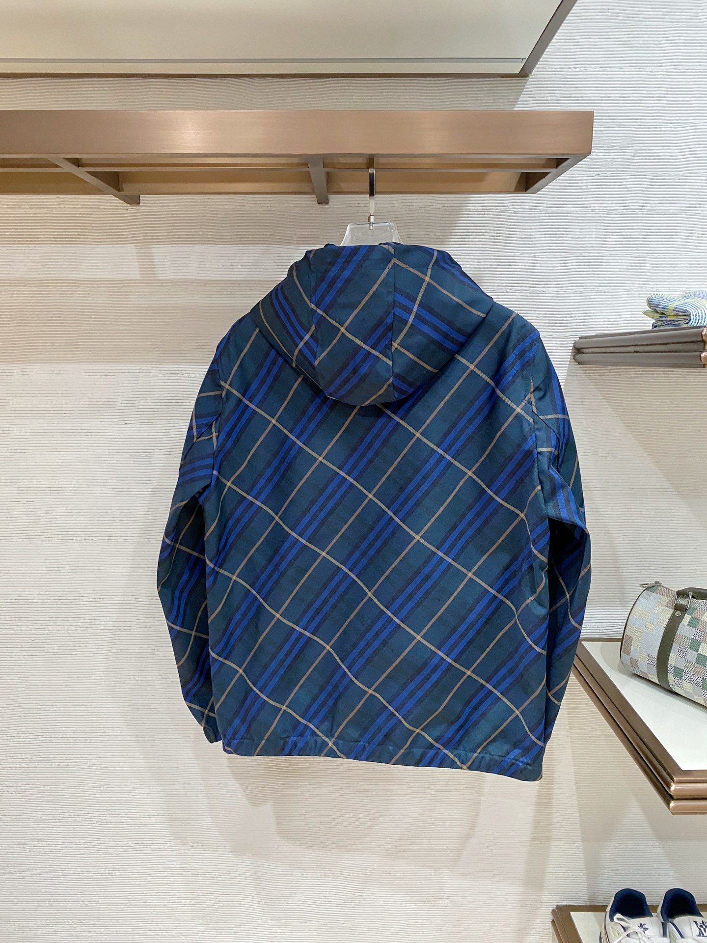 Burberry 巴宝莉 2026春季新款连帽夹克外套，全高端版本！高定专柜面料辅料，透气舒适度高，细节