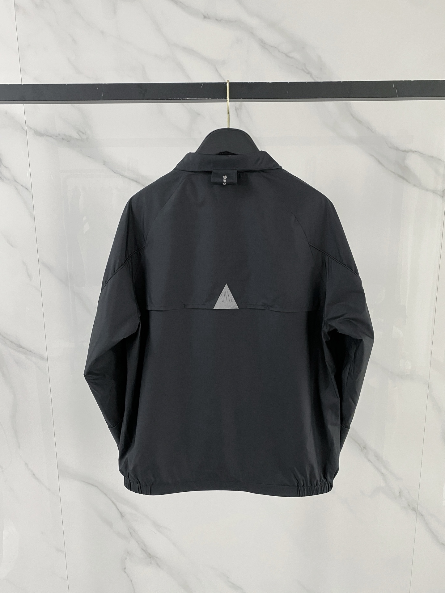 新品 蒙口 经典logo拼色 最新设计款 2026ss 家新款夹克外套，秀场新品‼品相非常完美，舒适保暖