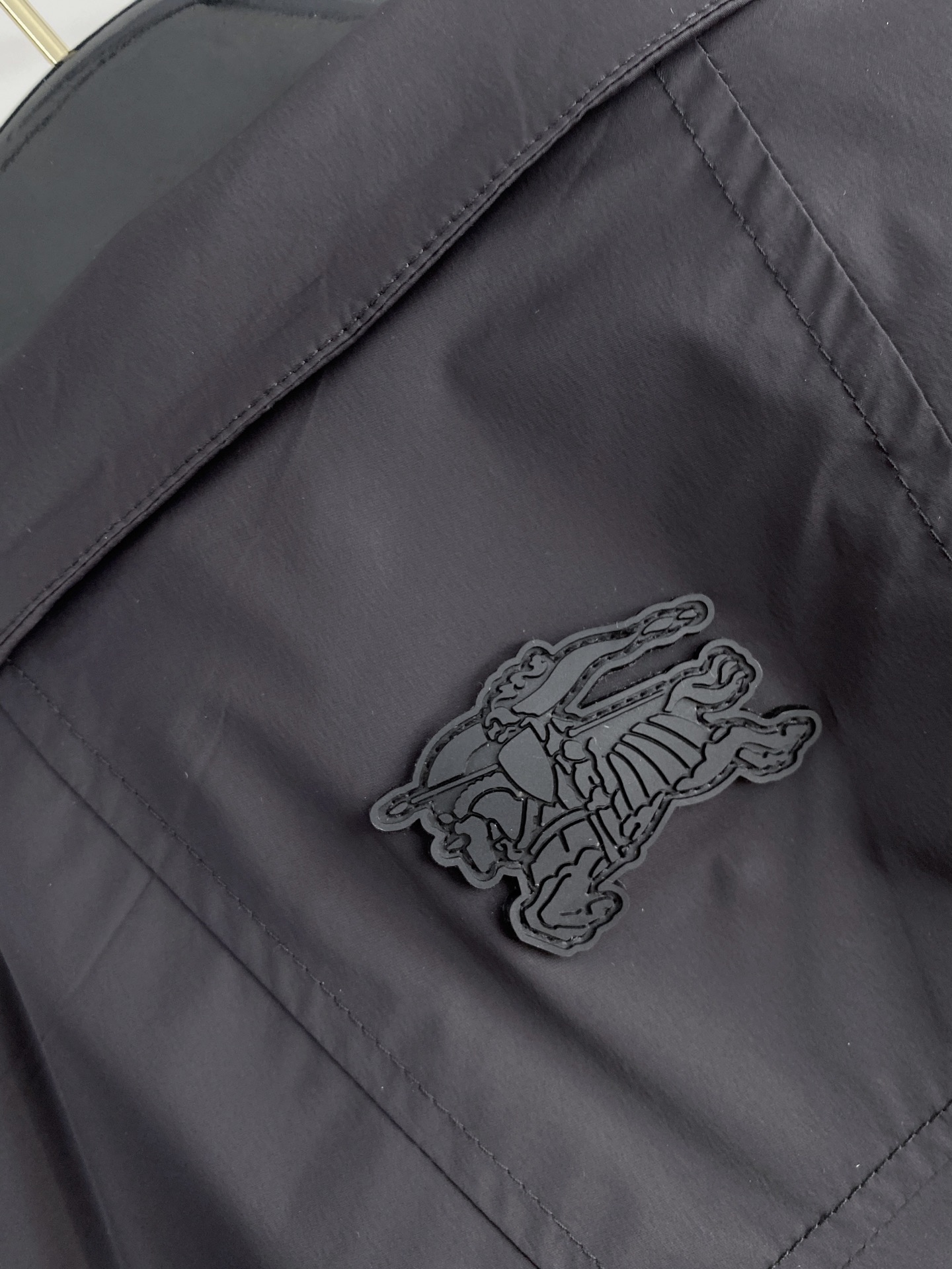 Burberry 巴宝莉马甲 2026SS春季新款马甲夹克外套最新设计款 秀场新品‼品相非常完美，三标齐