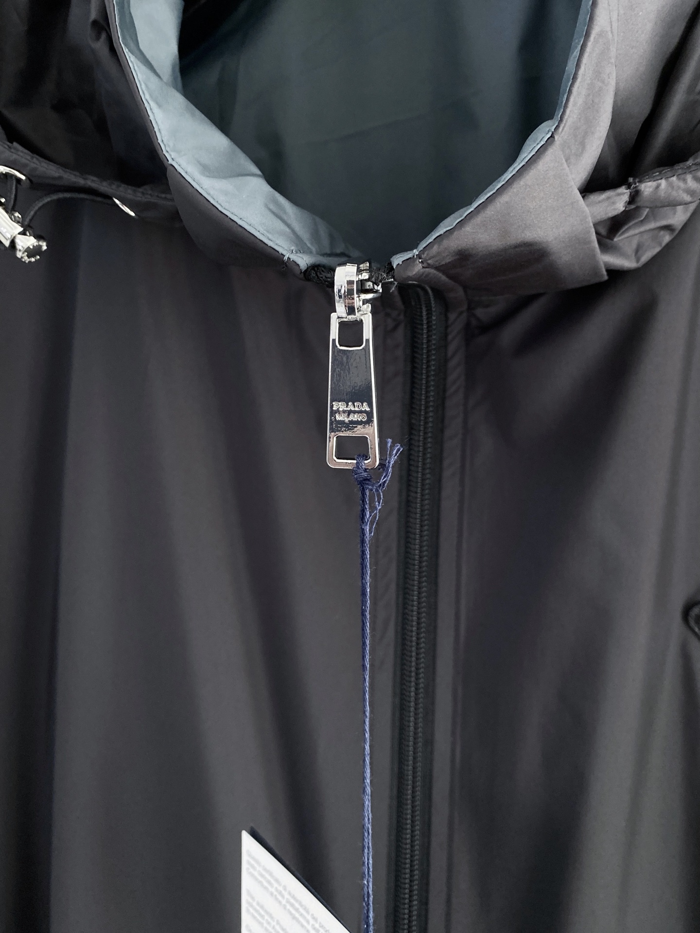 Prada 普拉达 双面穿 2026ss春季新款连帽夹克外套全高端版本！高定专柜面料辅料，透气舒适度高，