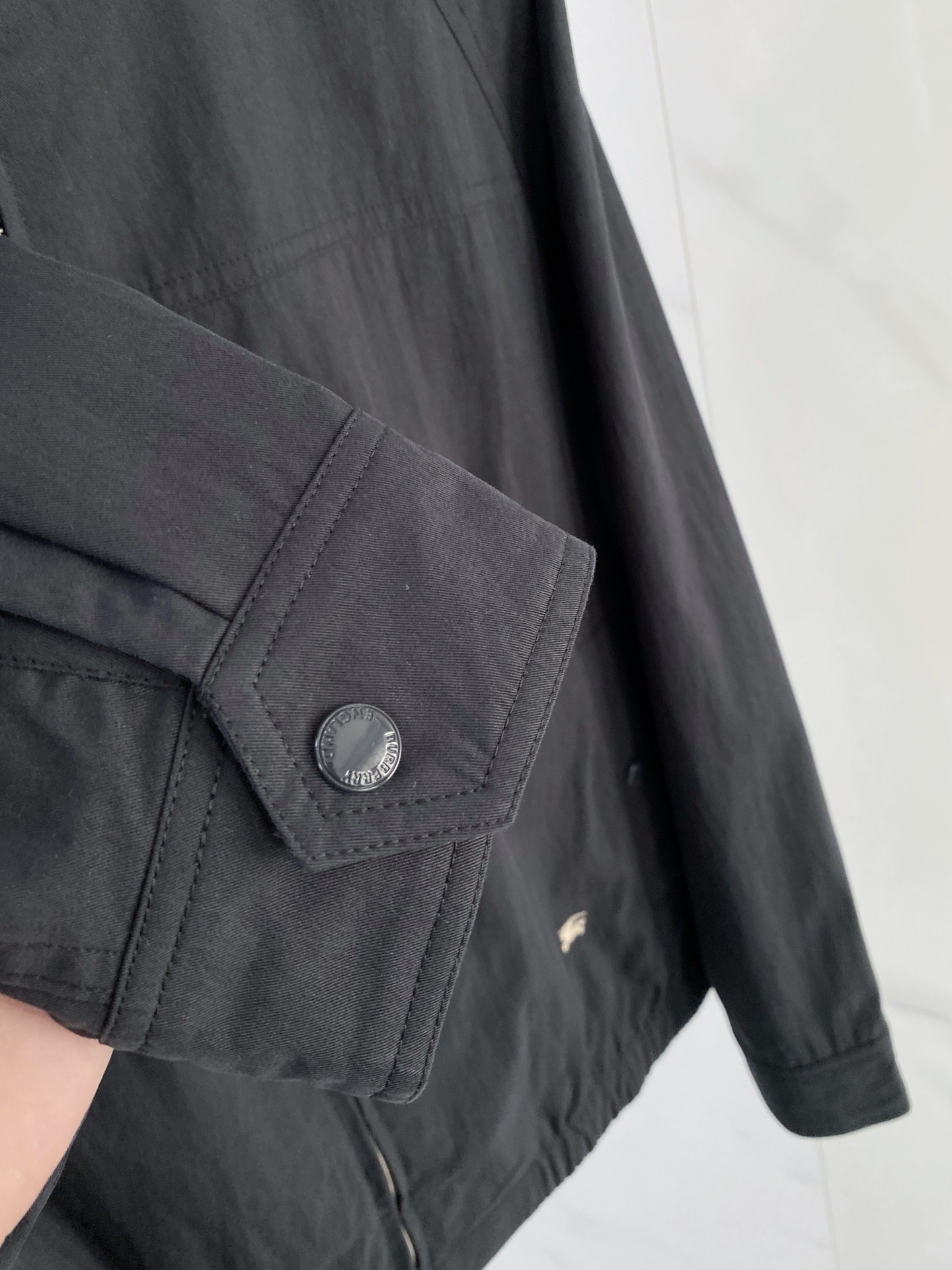 Burberry 巴宝莉 2026ss春季新款连帽夹克外套全高端版本！高定专柜面料辅料，透气舒适度高，细