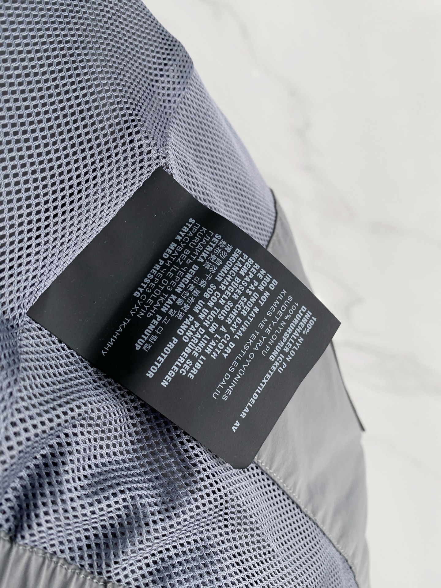 Prada 普拉达马甲 2026ss春季新款马甲夹克外套最新设计款 秀场新品‼品相非常完美，三标齐全色泽