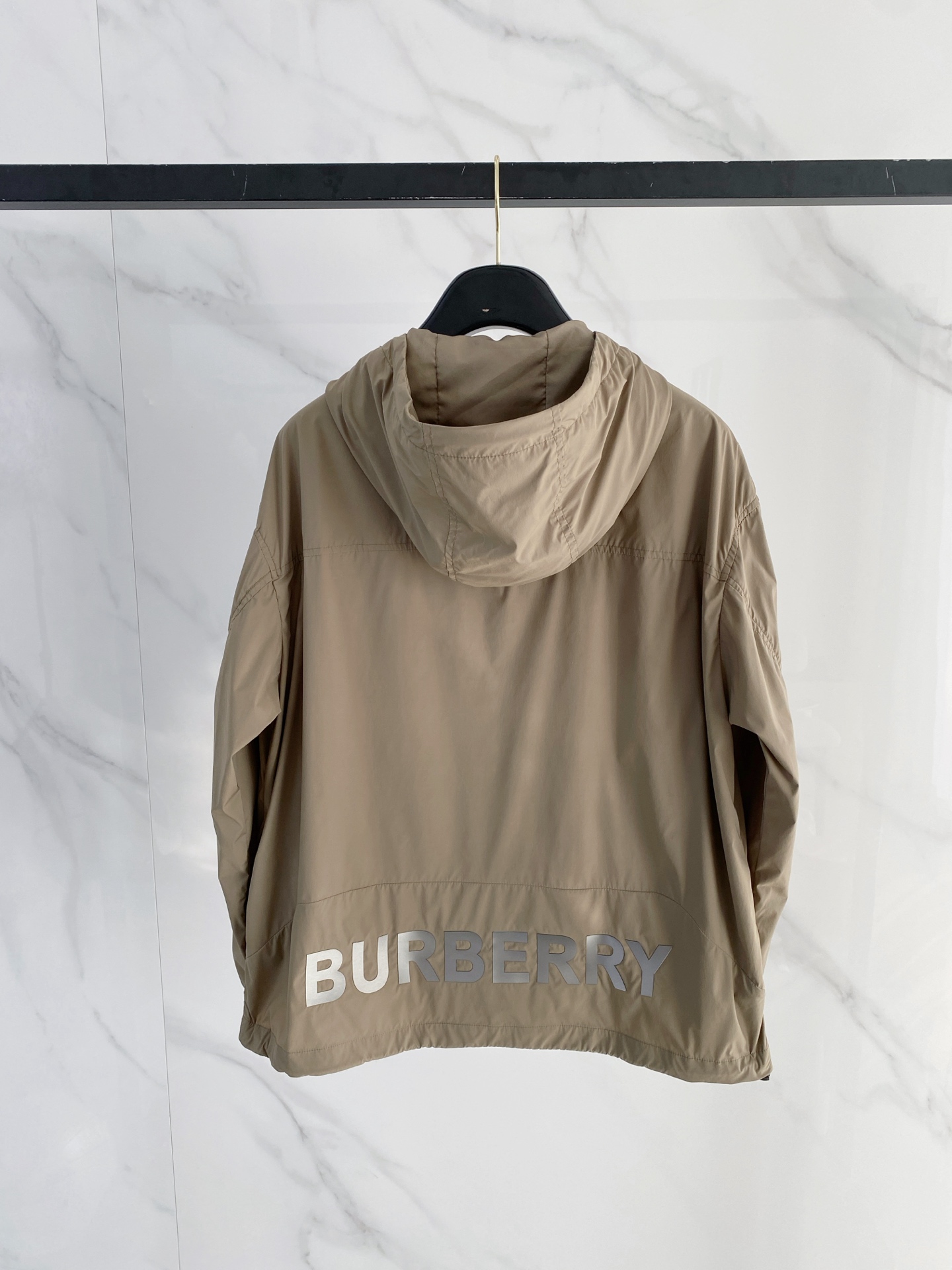 Burberry 巴宝莉 2026ss春季新款连帽夹克外套全高端版本！高定专柜面料辅料，透气舒适度高，细