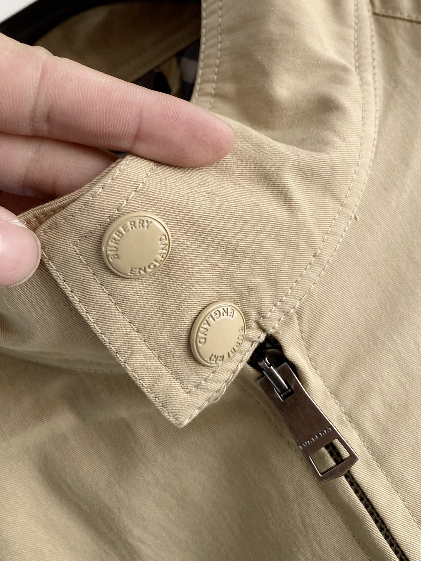 Burberry 巴宝莉 2026ss春季新款连帽夹克外套全高端版本！高定专柜面料辅料，透气舒适度高，细