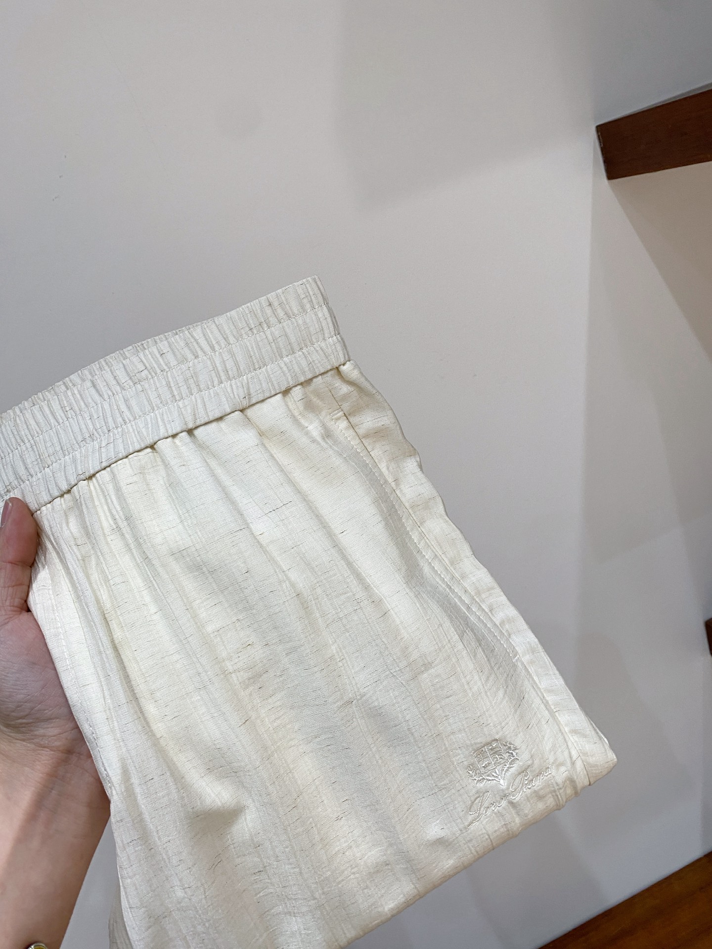 顶级品质>26新款(高密天丝云柔亚麻)专柜官网同步发售！辅料全部原版定制出品，贸易公司真品订单。高级定制