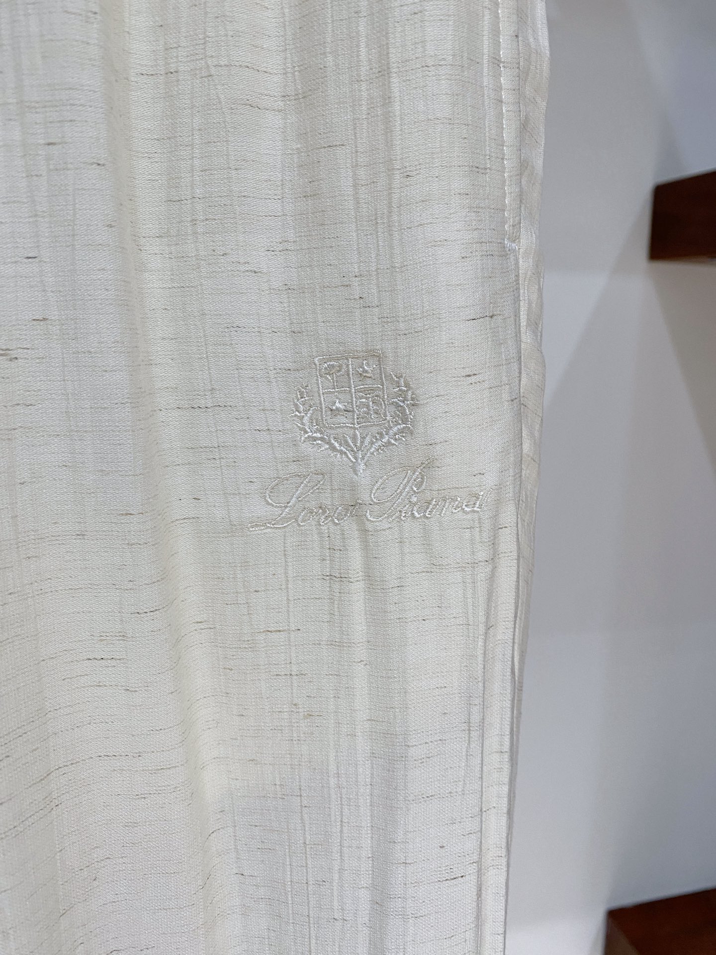 顶级品质>26新款(高密天丝云柔亚麻)专柜官网同步发售！辅料全部原版定制出品，贸易公司真品订单。高级定制