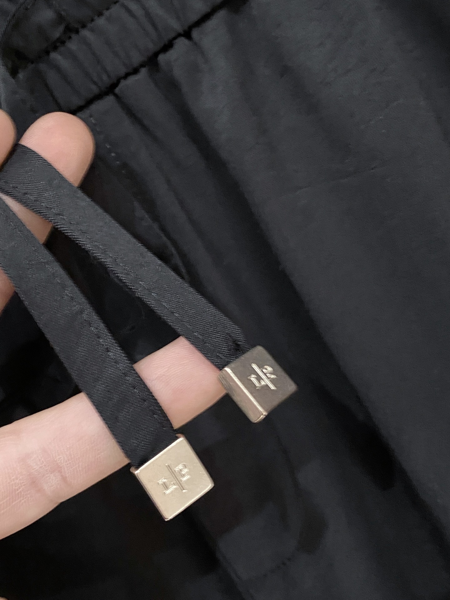 顶级品质>26新款(高密天丝云柔亚麻)专柜官网同步发售！辅料全部原版定制出品，贸易公司真品订单。高级定制