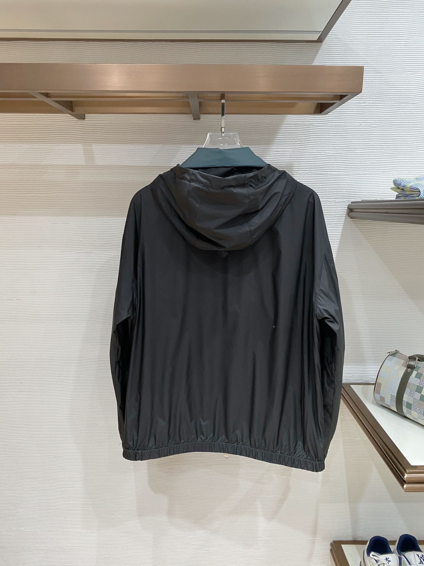 Prada 普拉达 双面穿 2026ss春季新款连帽夹克外套全高端版本！高定专柜面料辅料，透气舒适度高，