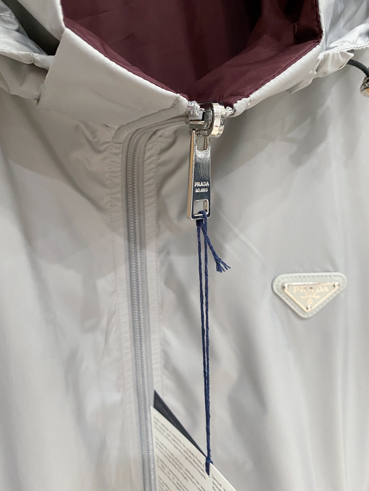 Prada 普拉达 双面穿 2026ss春季新款连帽夹克外套全高端版本！高定专柜面料辅料，透气舒适度高，