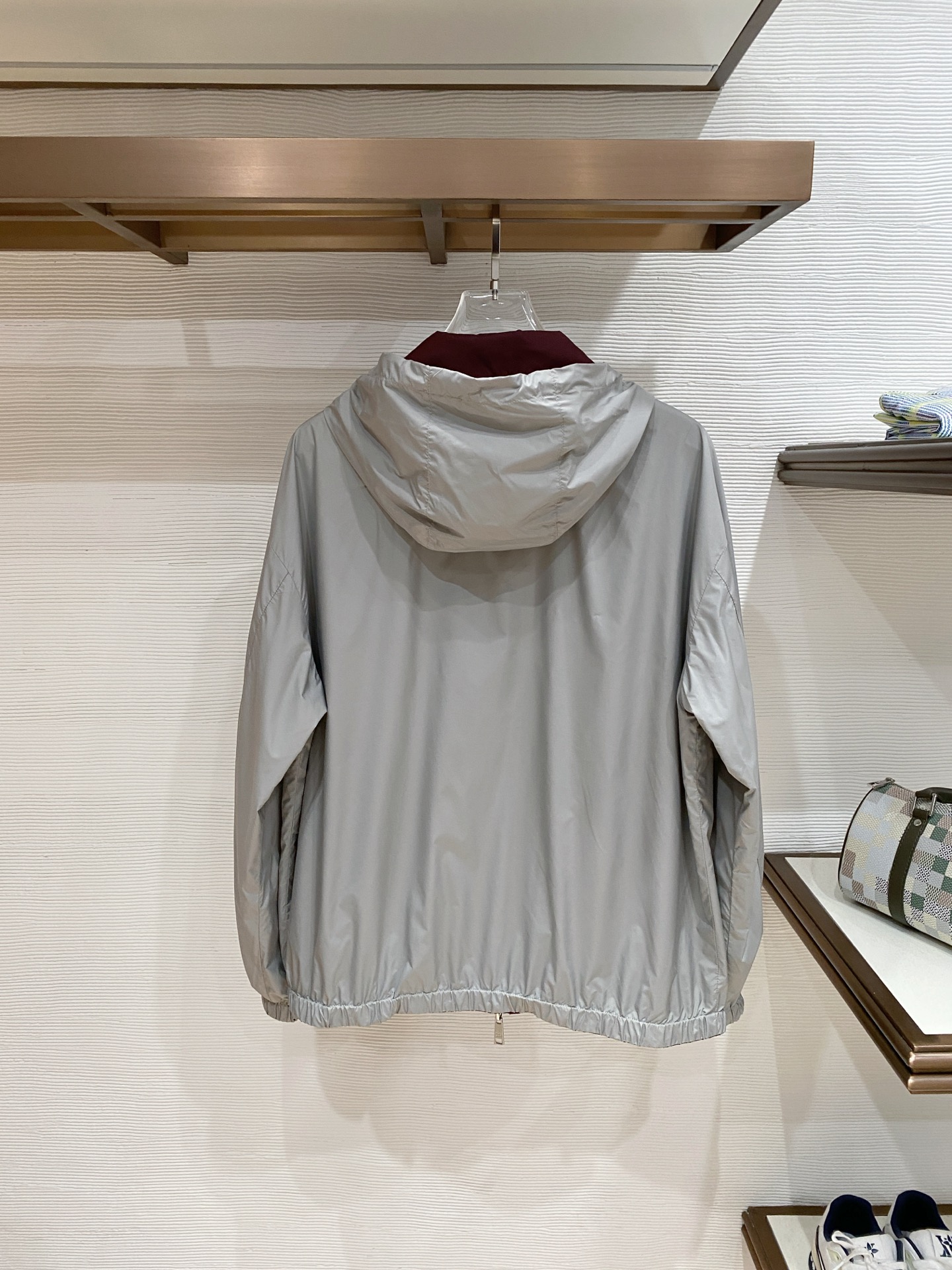 Prada 普拉达 双面穿 2026ss春季新款连帽夹克外套全高端版本！高定专柜面料辅料，透气舒适度高，