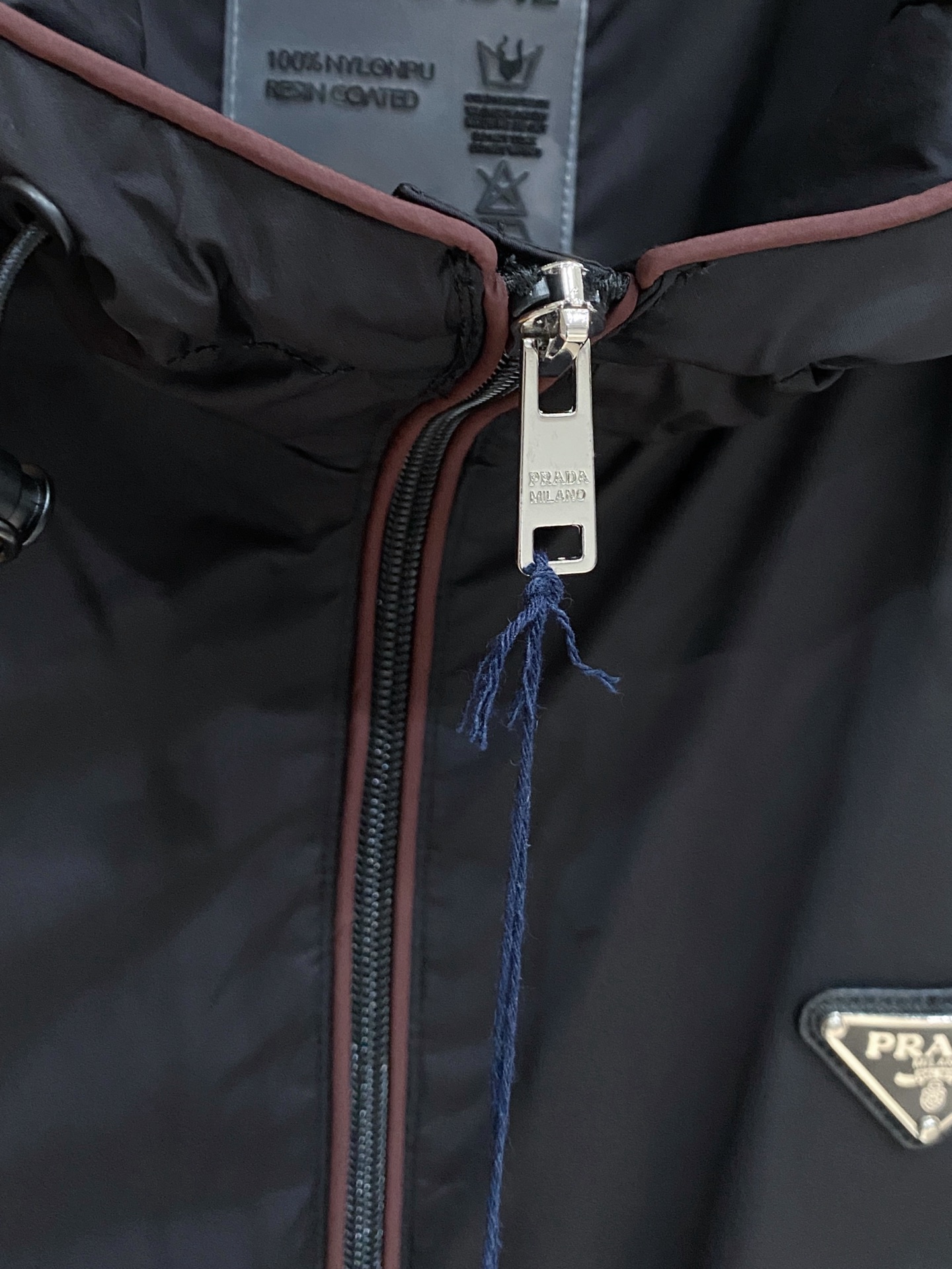 Prada 普拉达马甲 2026ss春季新款马甲夹克外套最新设计款 秀场新品‼品相非常完美，三标齐全色泽