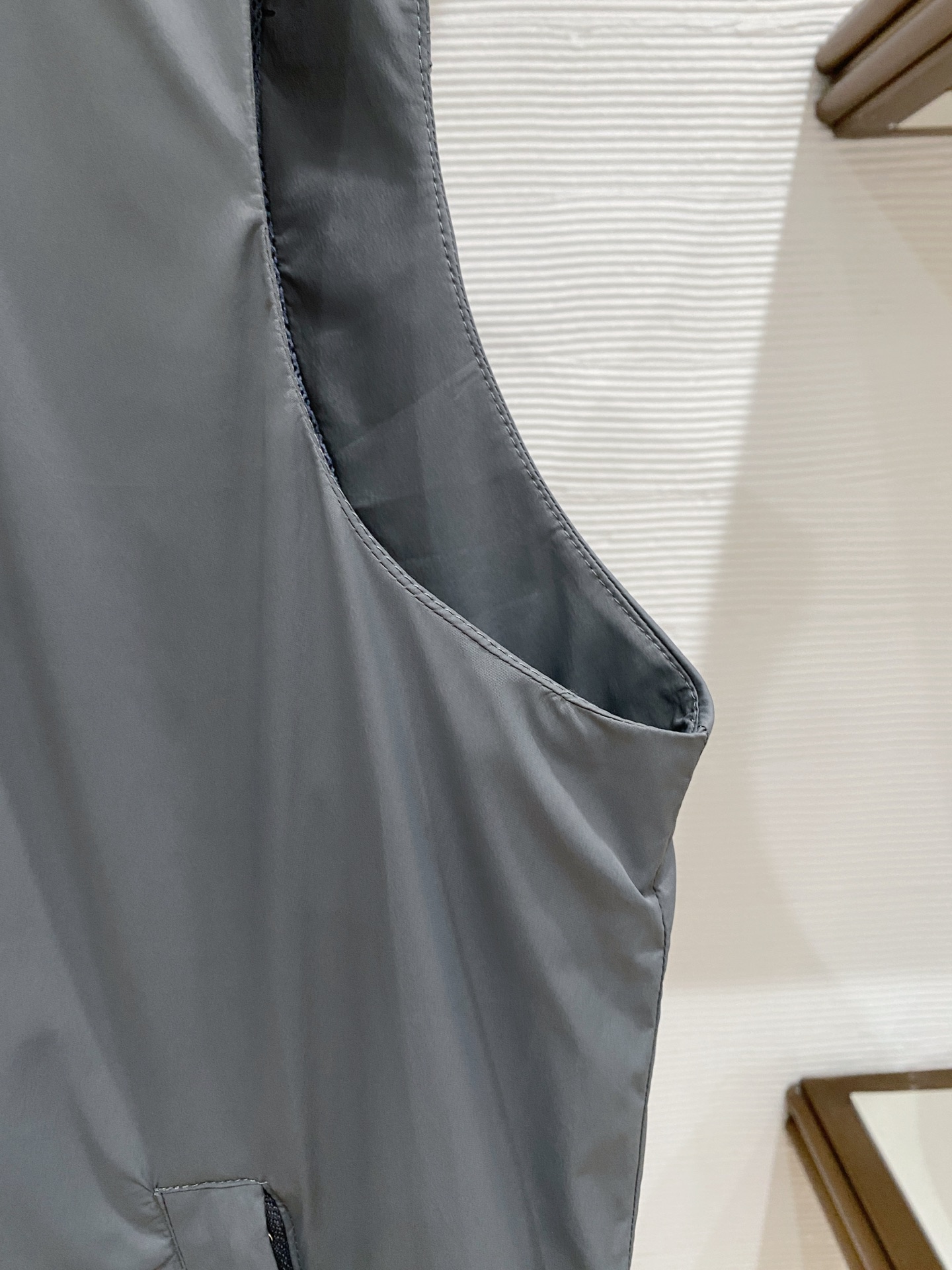 Prada 普拉达马甲 2026ss春季新款马甲夹克外套最新设计款 秀场新品‼品相非常完美，三标齐全色泽