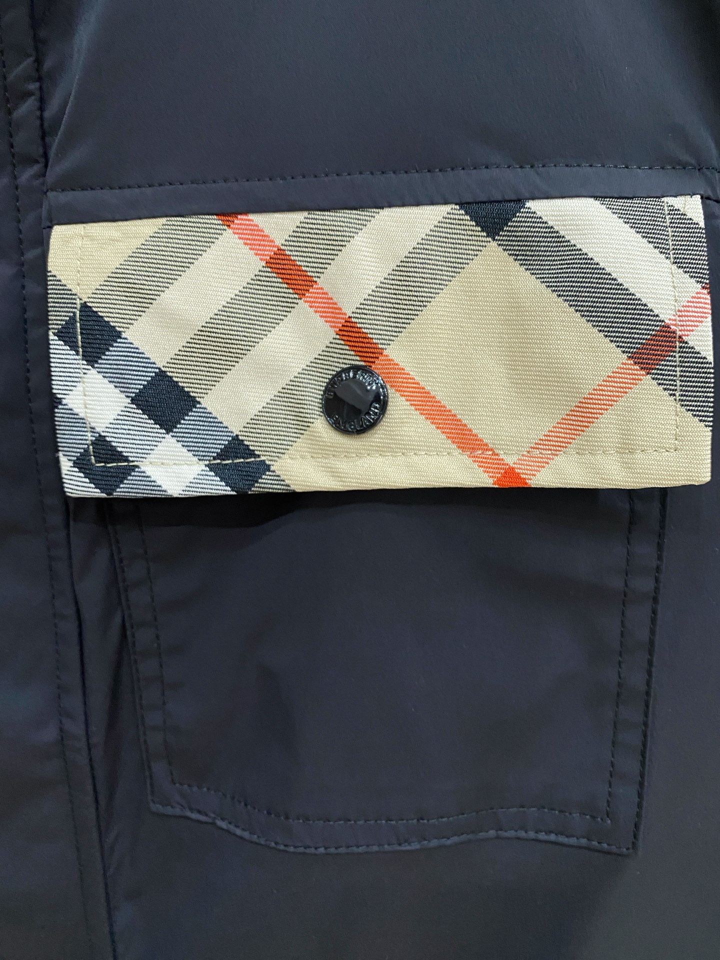 Burberry 巴宝莉马甲 2026SS春季新款马甲夹克外套最新设计款 秀场新品‼品相非常完美，三标齐