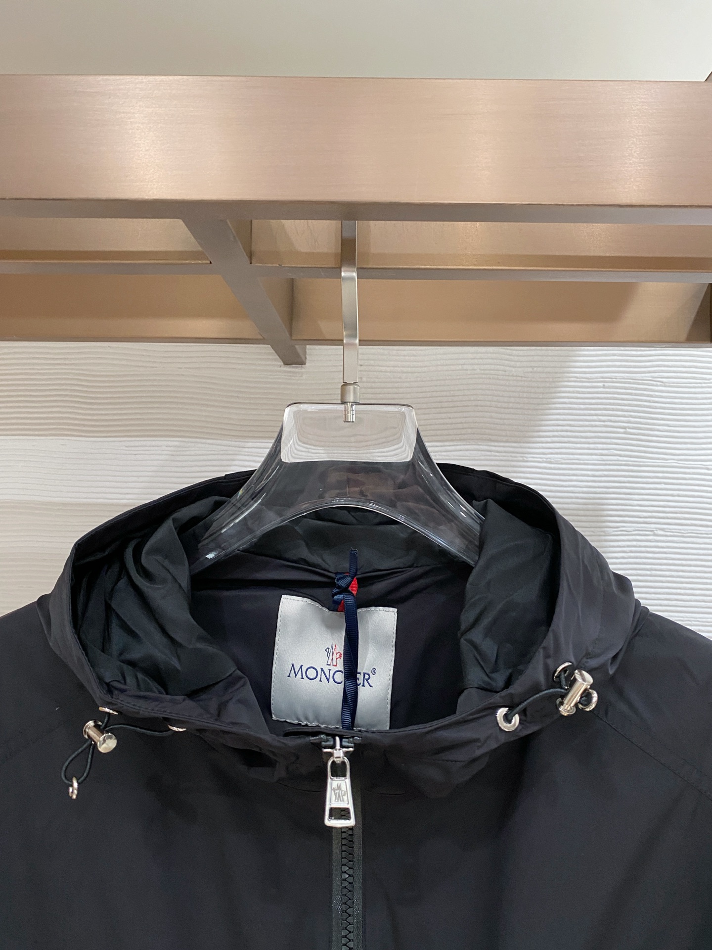 Moncler 蒙口 2026ss春季新款连帽夹克外套全高端版本！高定专柜面料辅料，透气舒适度高，细节无