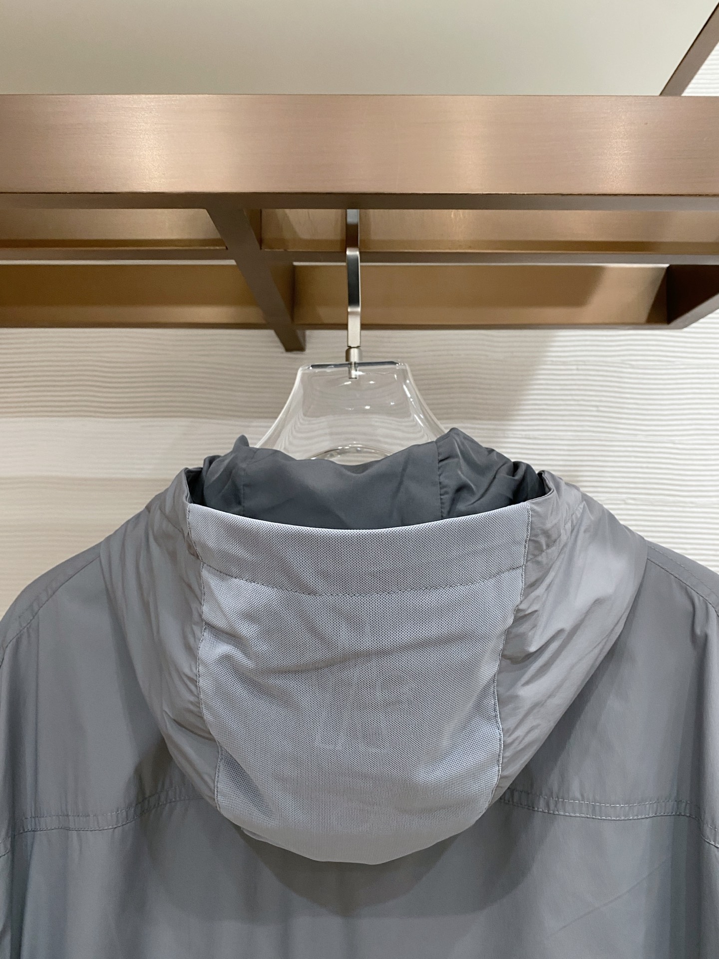 Moncler 蒙口 2026ss春季新款连帽夹克外套全高端版本！高定专柜面料辅料，透气舒适度高，细节无