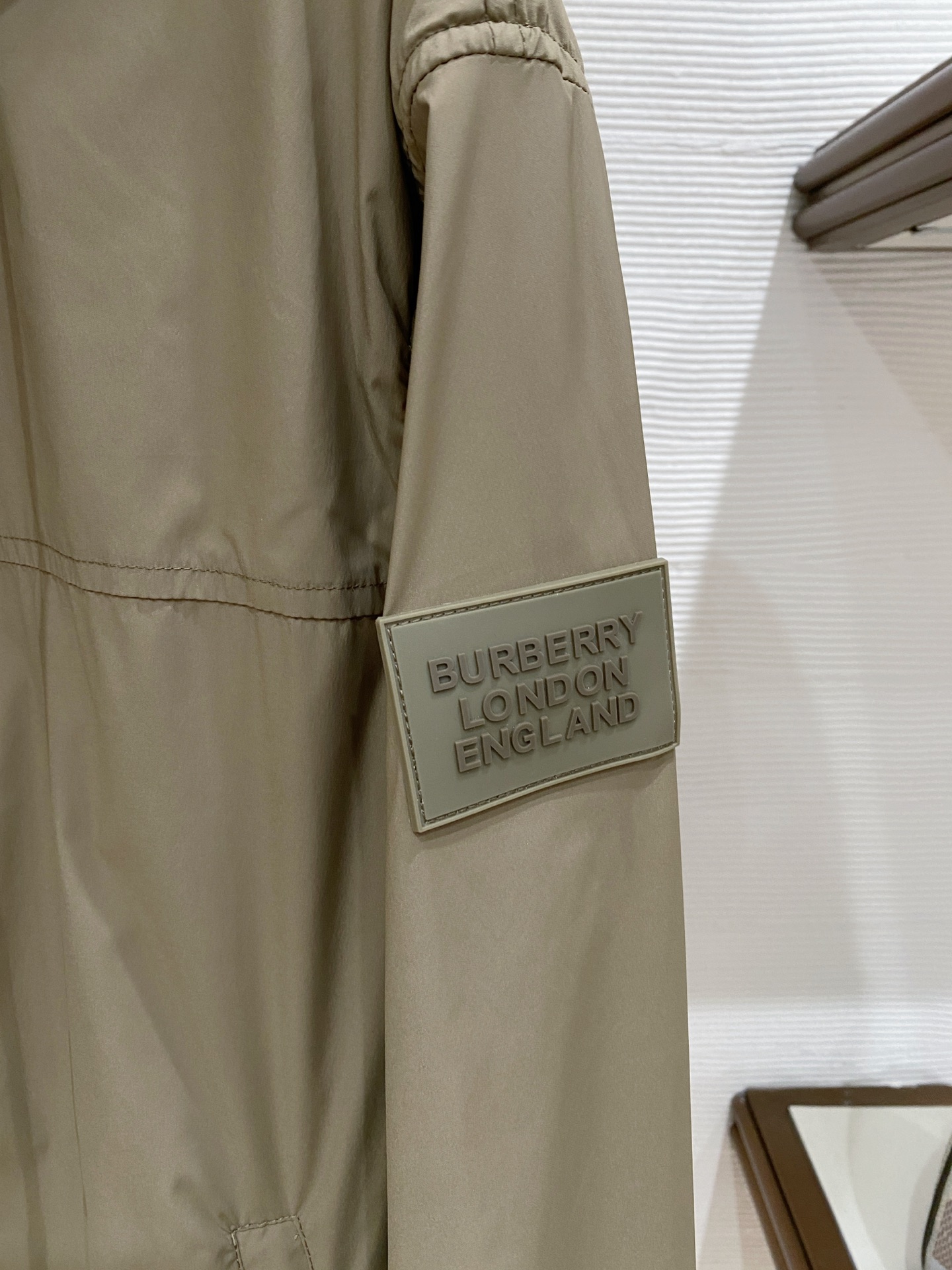 Burberry 巴宝莉 2026ss春季新款连帽夹克外套全高端版本！高定专柜面料辅料，透气舒适度高，细