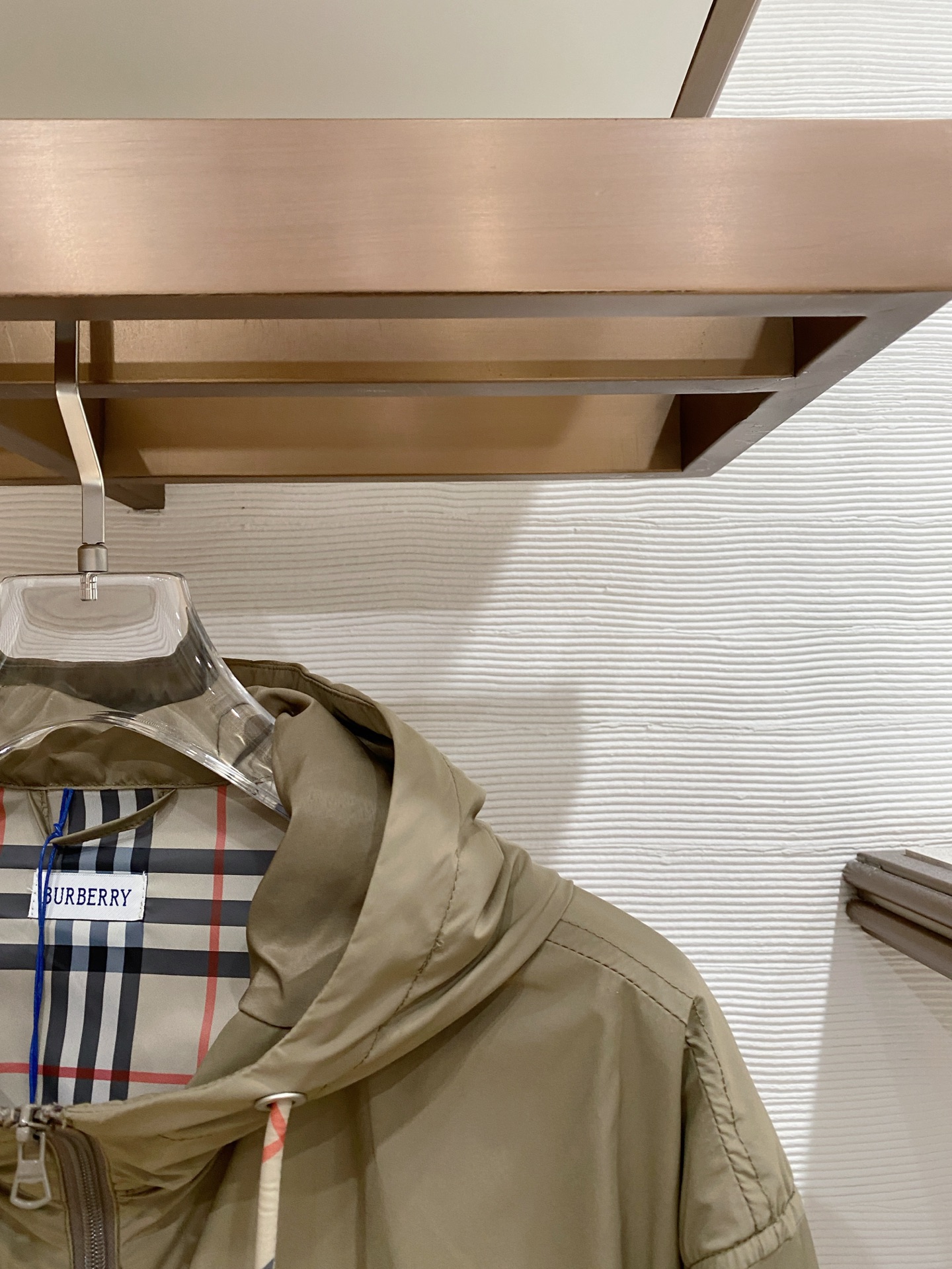 Burberry 巴宝莉 2026ss春季新款连帽夹克外套全高端版本！高定专柜面料辅料，透气舒适度高，细