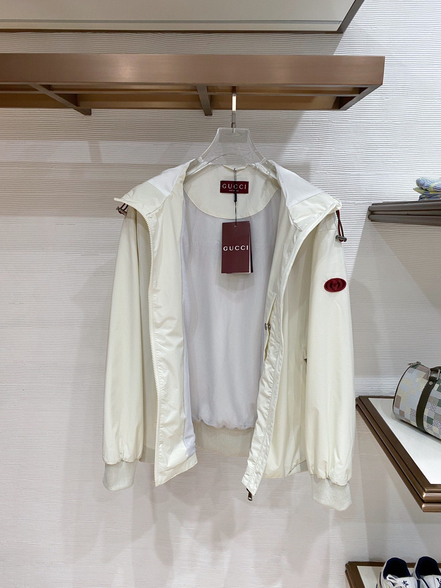 Gucci 古奇 2026ss春季新款连帽夹克外套全高端版本！高定专柜面料辅料，透气舒适度高，细节无可挑