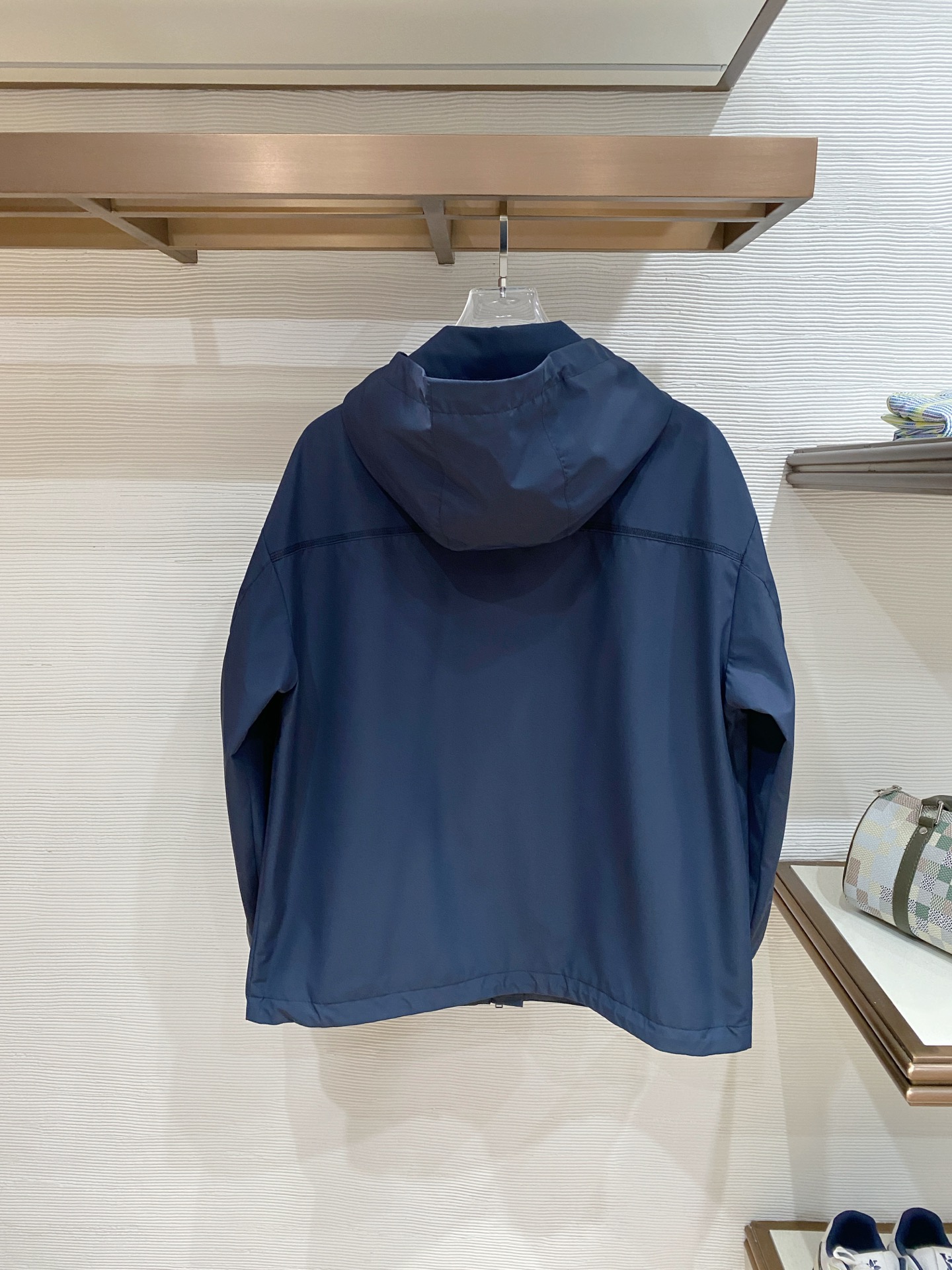 Dior 迪奥 2026ss春季新款连帽夹克外套全高端版本！高定专柜面料辅料，透气舒适度高，细节无可挑剔