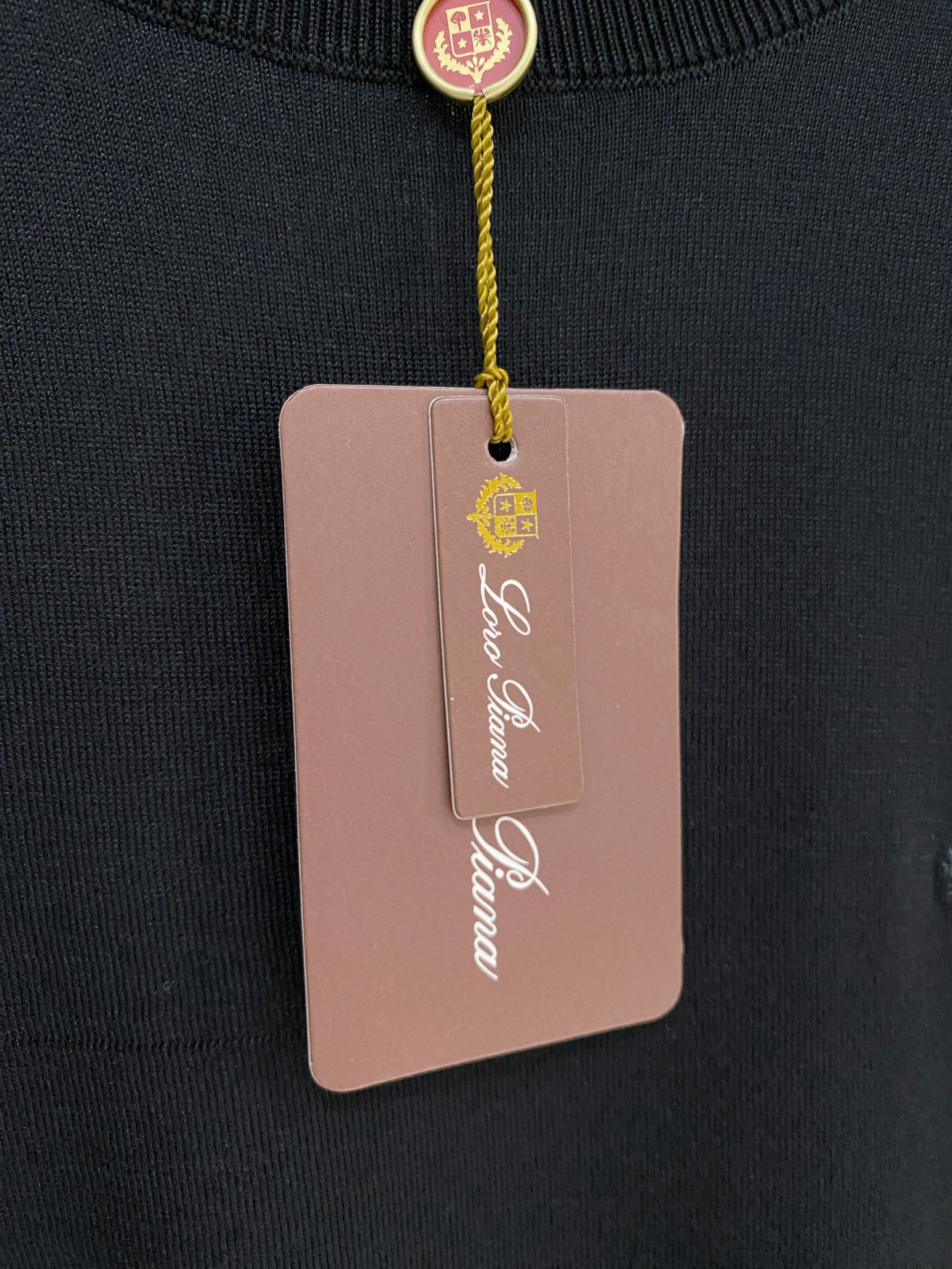 高级货>26新款(醋酸/天丝/桑蚕丝/混纺)专柜官网同步发售！辅料全部原版定制出品，贸易公司真品订单。高