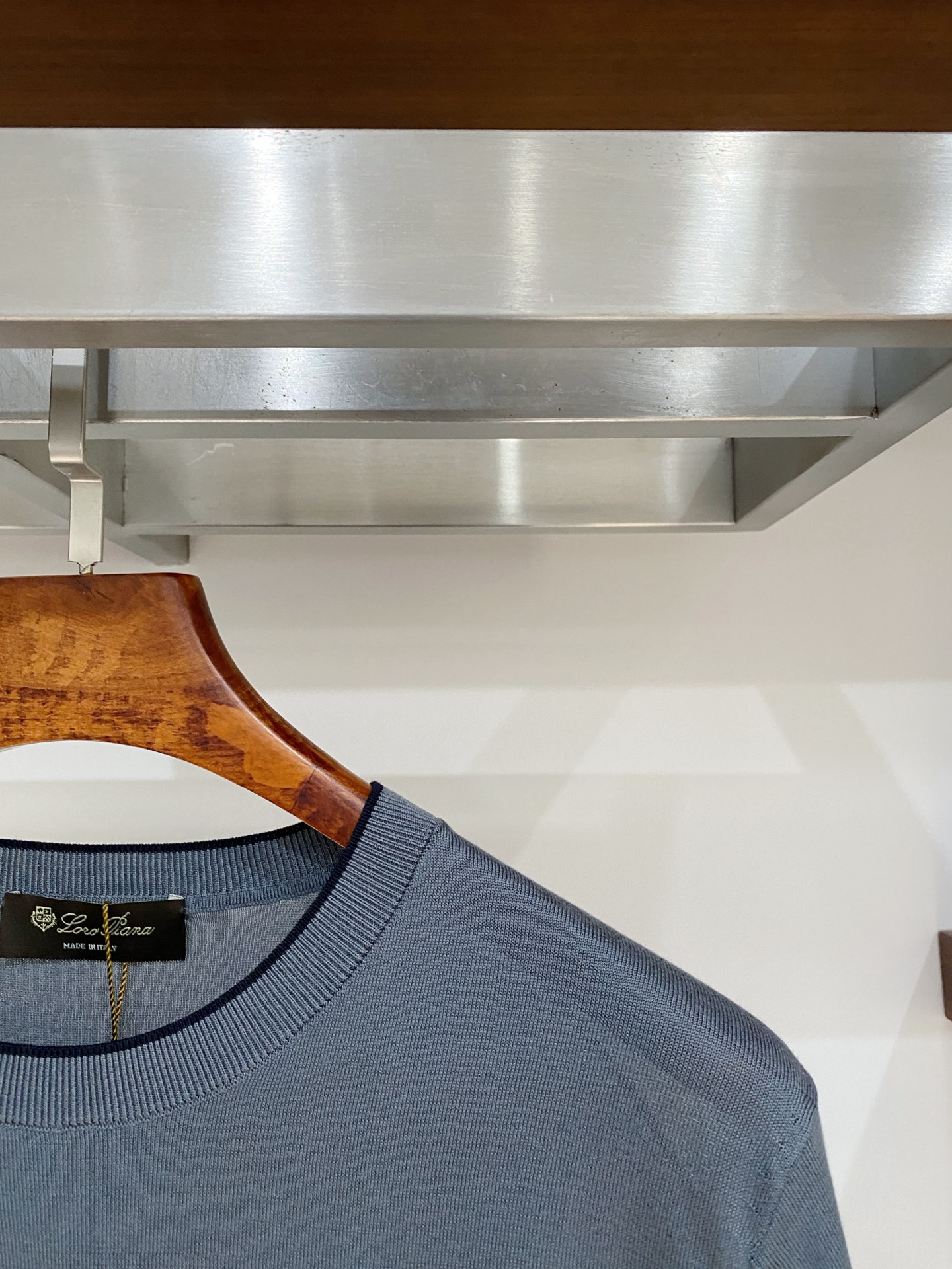 高级货>26新款(醋酸/天丝/桑蚕丝/混纺)专柜官网同步发售！辅料全部原版定制出品，贸易公司真品订单。高