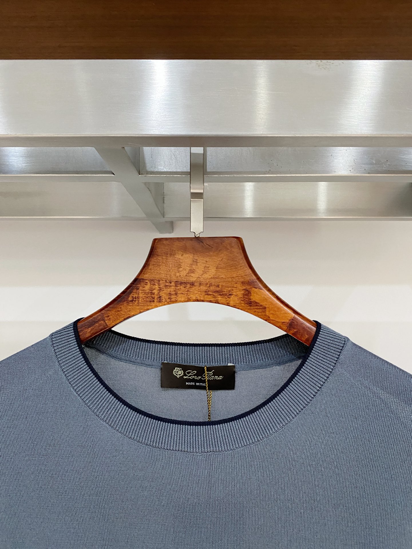 高级货>26新款(醋酸/天丝/桑蚕丝/混纺)专柜官网同步发售！辅料全部原版定制出品，贸易公司真品订单。高