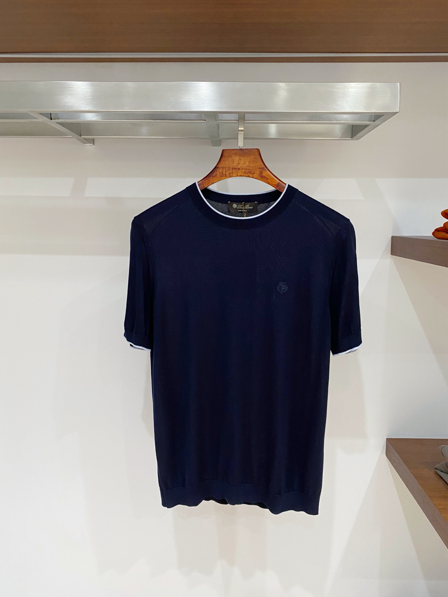 高级货>26新款(醋酸/天丝/桑蚕丝/混纺)专柜官网同步发售！辅料全部原版定制出品，贸易公司真品订单。高