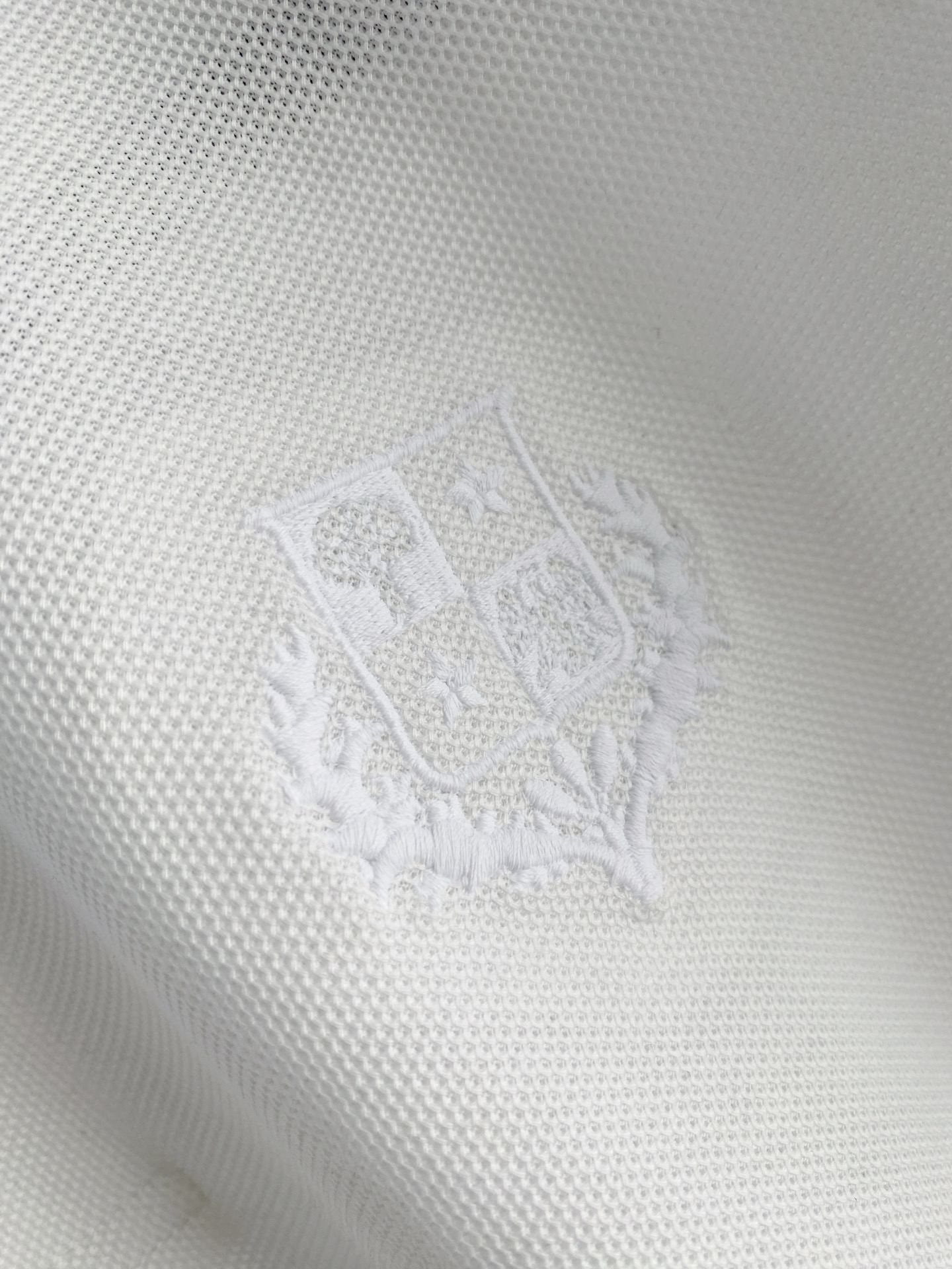 🌟 Loro piana# 26春夏 专属标识Polo衫短袖T恤 经典的翻领裁剪工艺从未停止.既不单调也