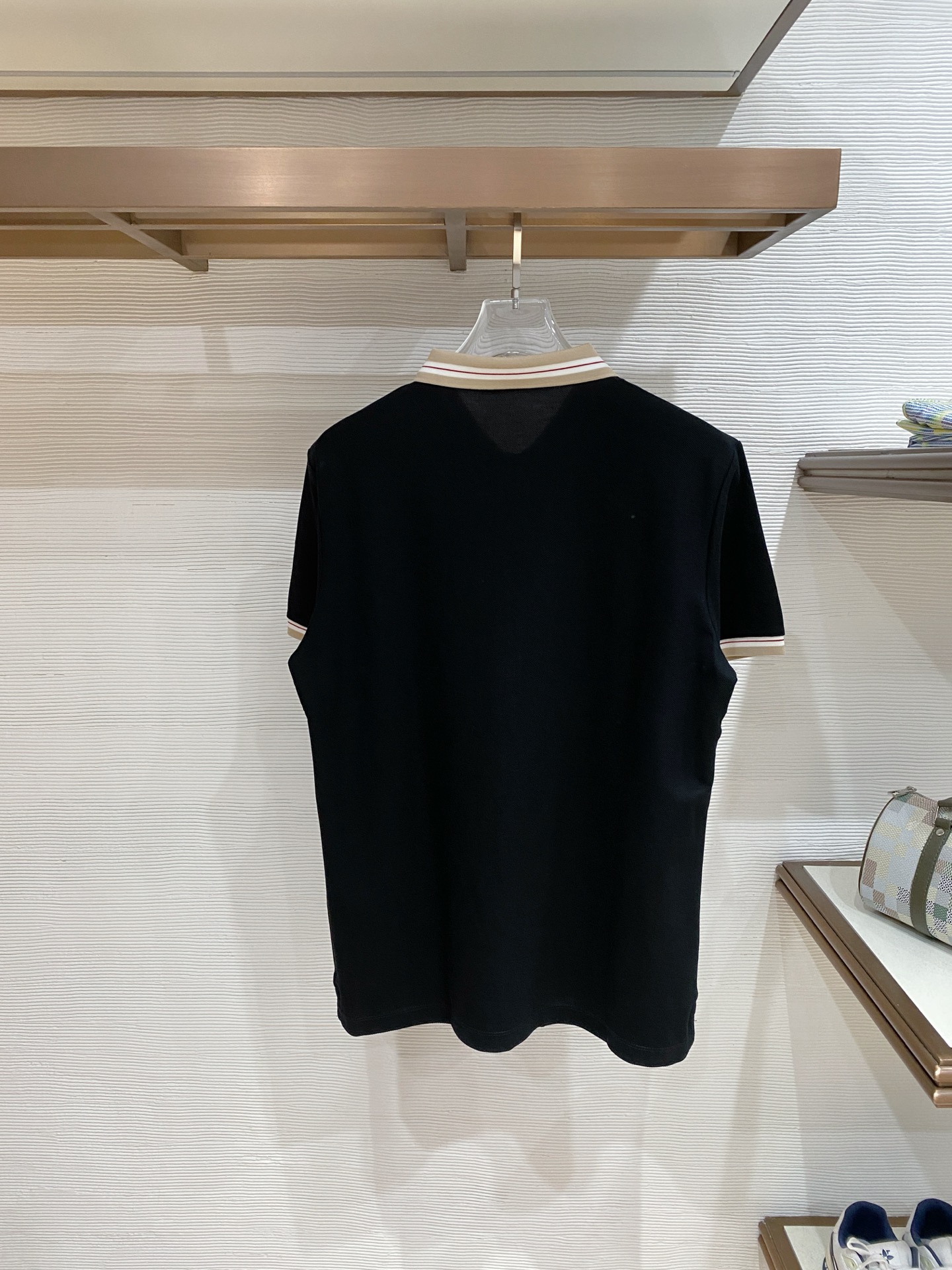 🌟 Loro piana# 26春夏 专属标识Polo衫短袖T恤 经典的翻领裁剪工艺从未停止.既不单调也