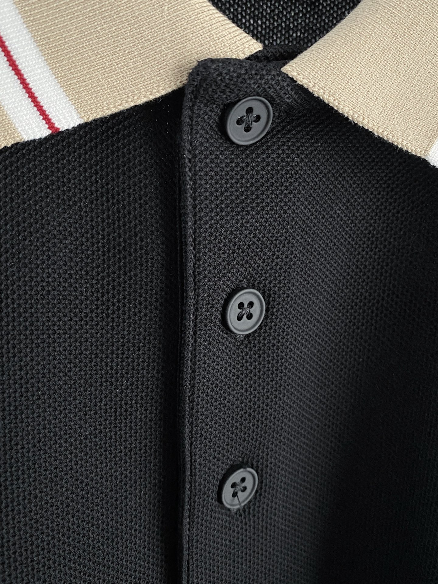 🌟 Loro piana# 26春夏 专属标识Polo衫短袖T恤 经典的翻领裁剪工艺从未停止.既不单调也