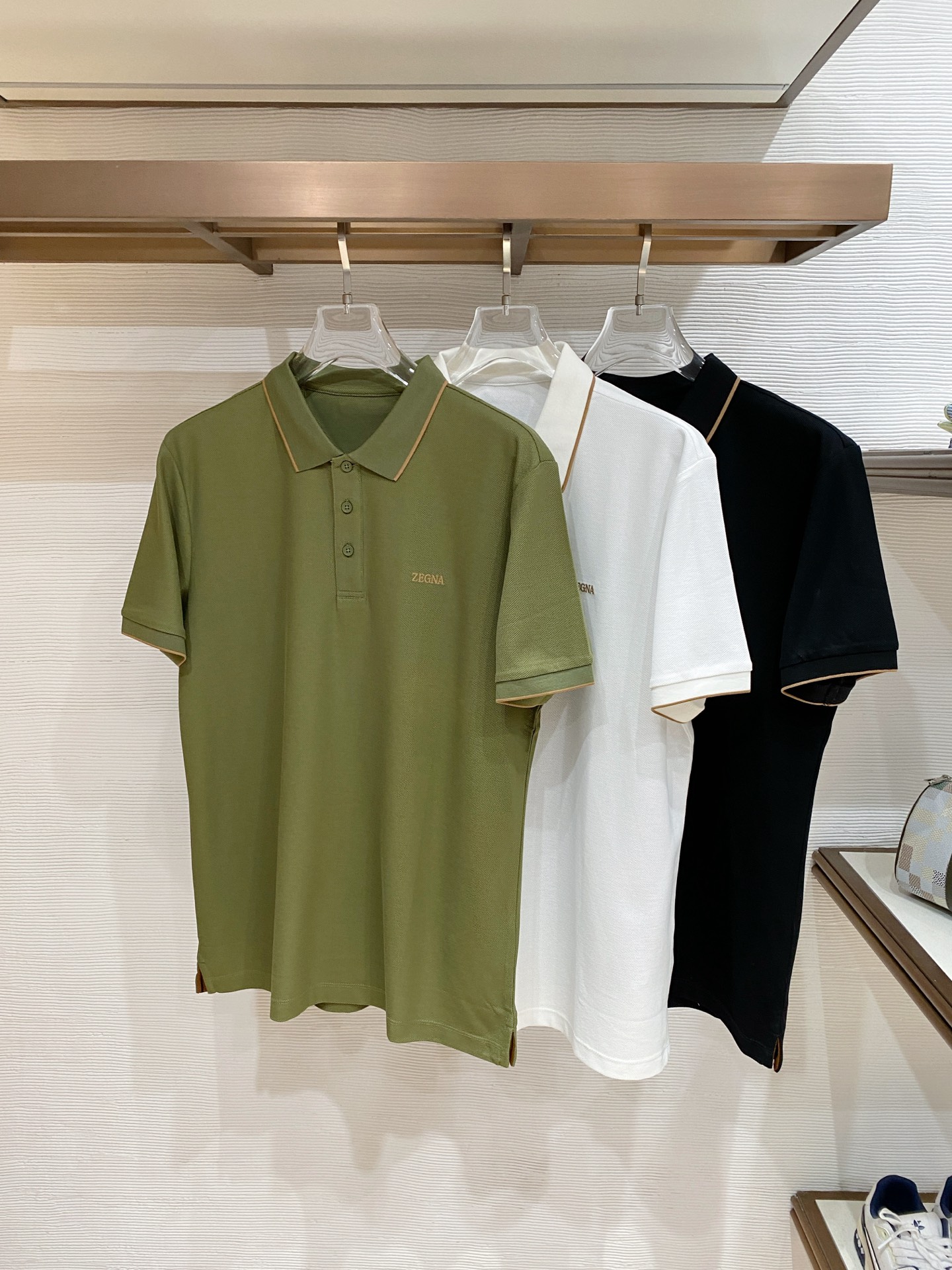 🌟 Zeg# 26春夏 专属标识Polo衫短袖T恤 经典的翻领裁剪工艺从未停止.既不单调也不复杂,匠心之