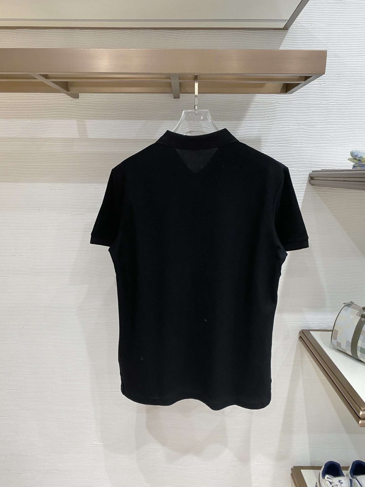 🌟 PRD# 26春夏 专属标识Polo衫短袖T恤 经典的翻领裁剪工艺从未停止.既不单调也不复杂,匠心之