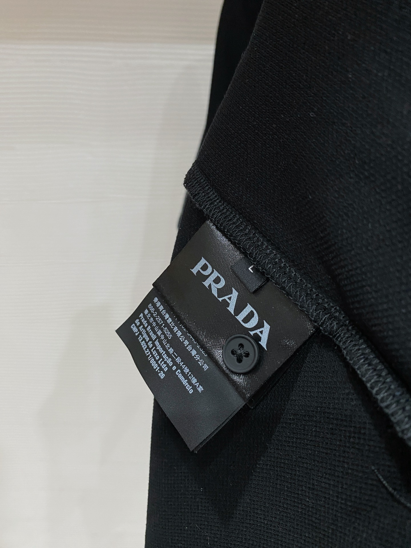 🌟 PRD# 26春夏 专属标识Polo衫短袖T恤 经典的翻领裁剪工艺从未停止.既不单调也不复杂,匠心之