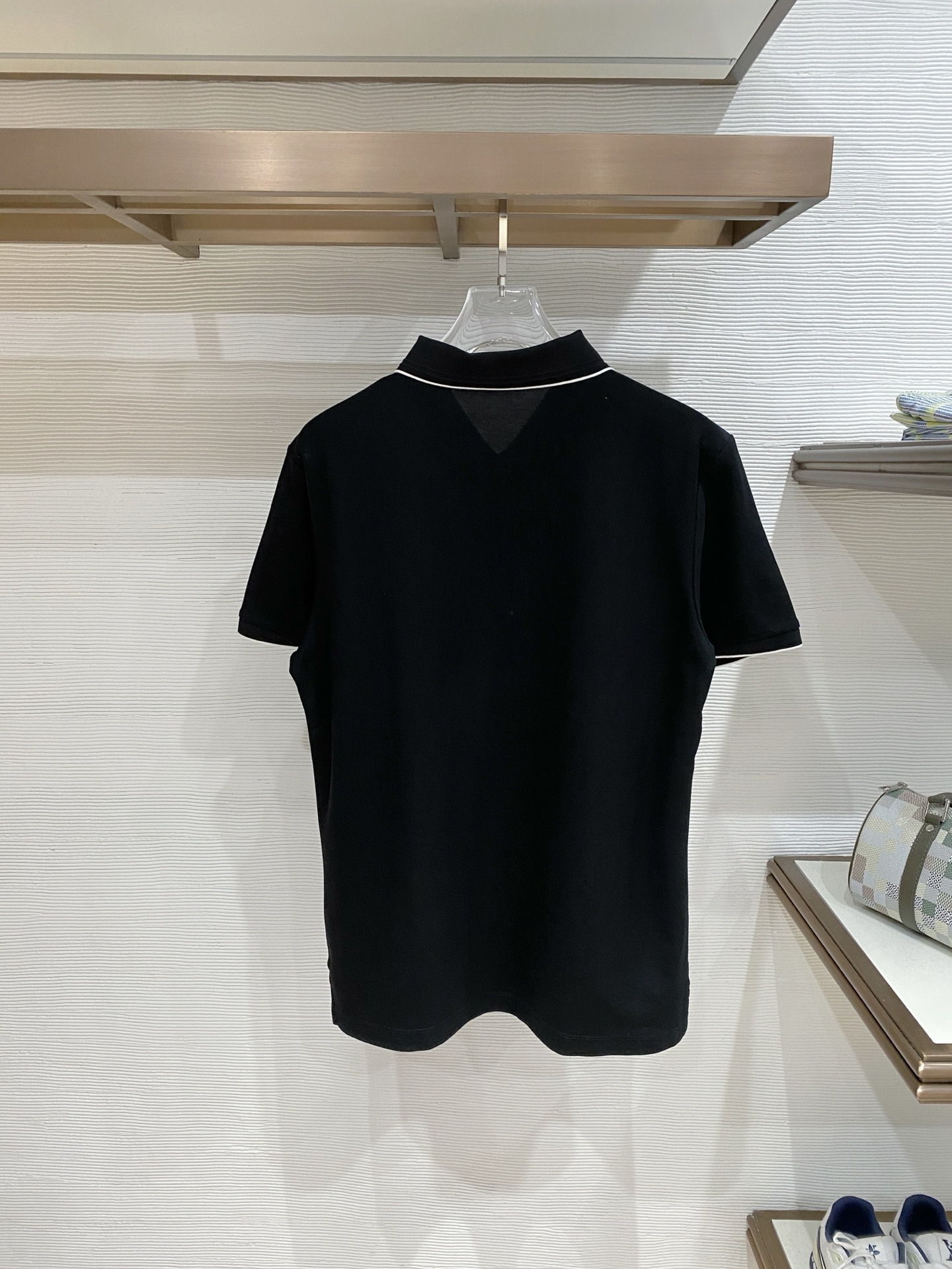 🌟 PRD# 26春夏 专属标识Polo衫短袖T恤 经典的翻领裁剪工艺从未停止.既不单调也不复杂,匠心之