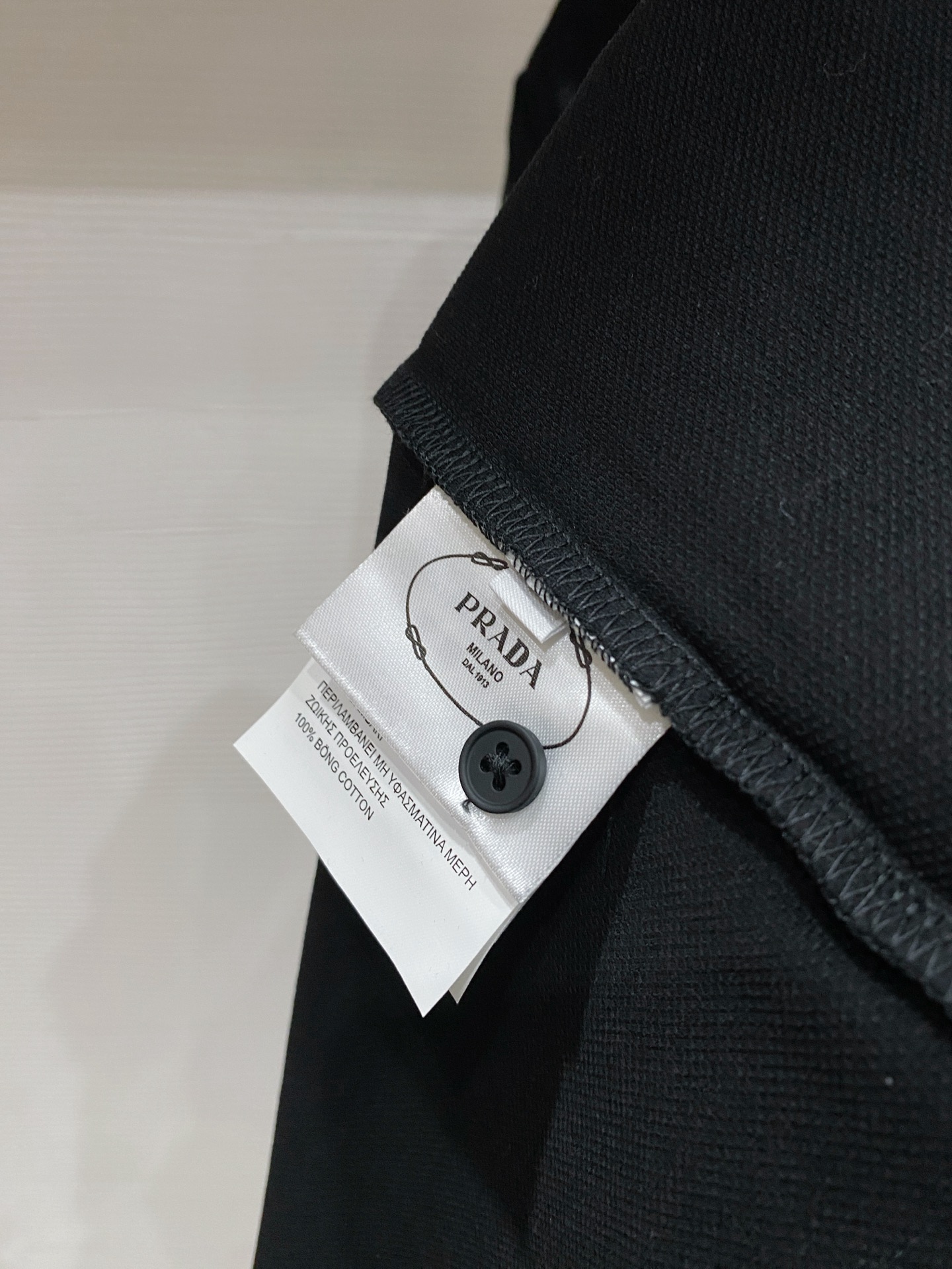 🌟 PRD# 26春夏 专属标识Polo衫短袖T恤 经典的翻领裁剪工艺从未停止.既不单调也不复杂,匠心之