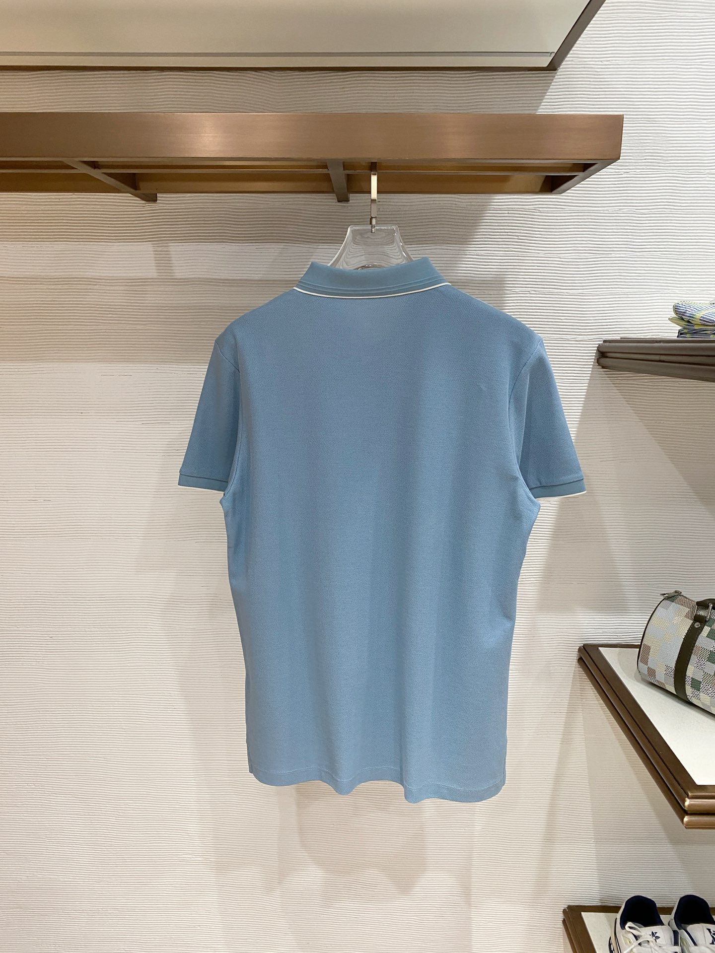 🌟 PRD# 26春夏 专属标识Polo衫短袖T恤 经典的翻领裁剪工艺从未停止.既不单调也不复杂,匠心之