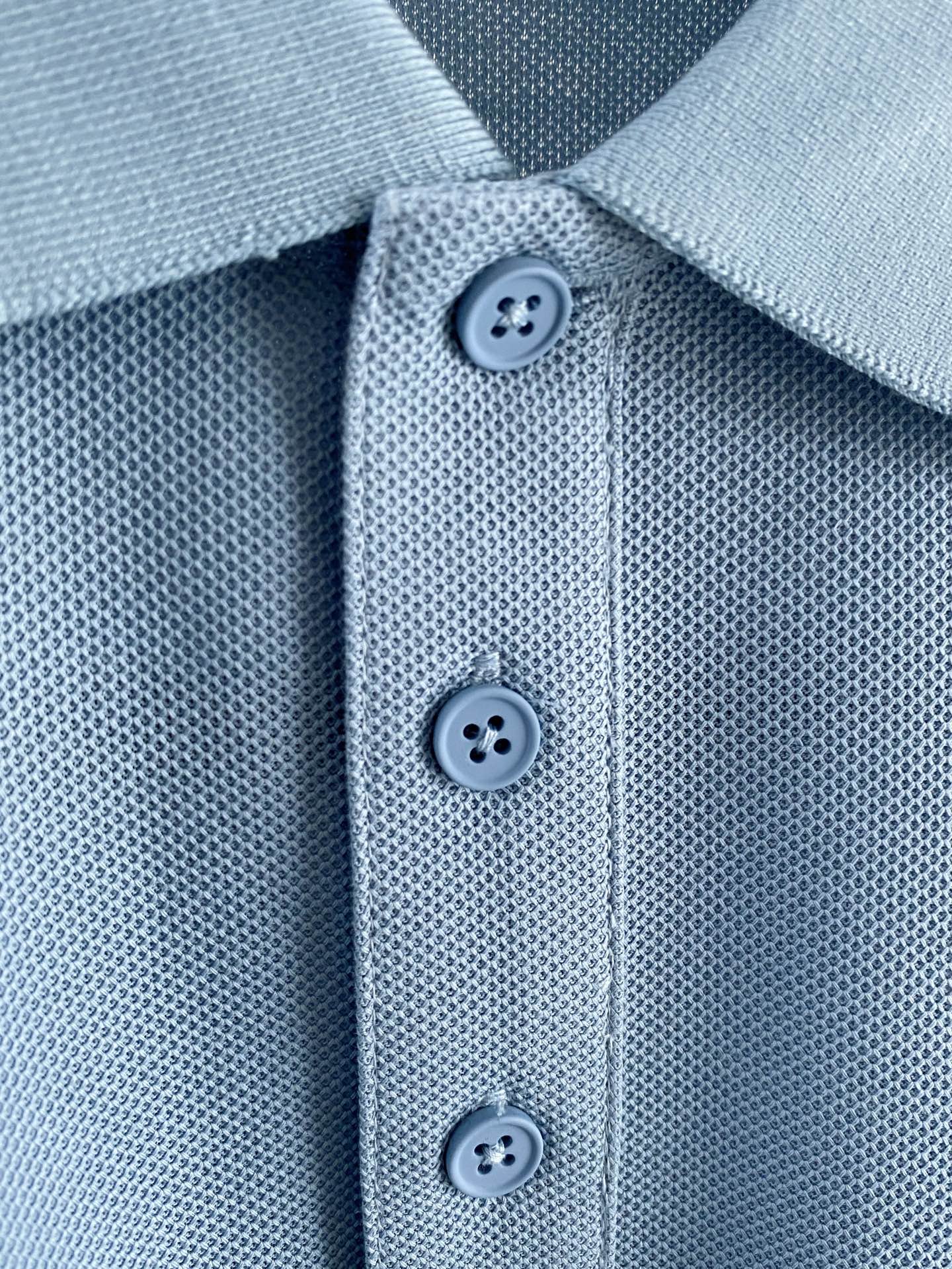 🌟 PRD# 26春夏 专属标识Polo衫短袖T恤 经典的翻领裁剪工艺从未停止.既不单调也不复杂,匠心之