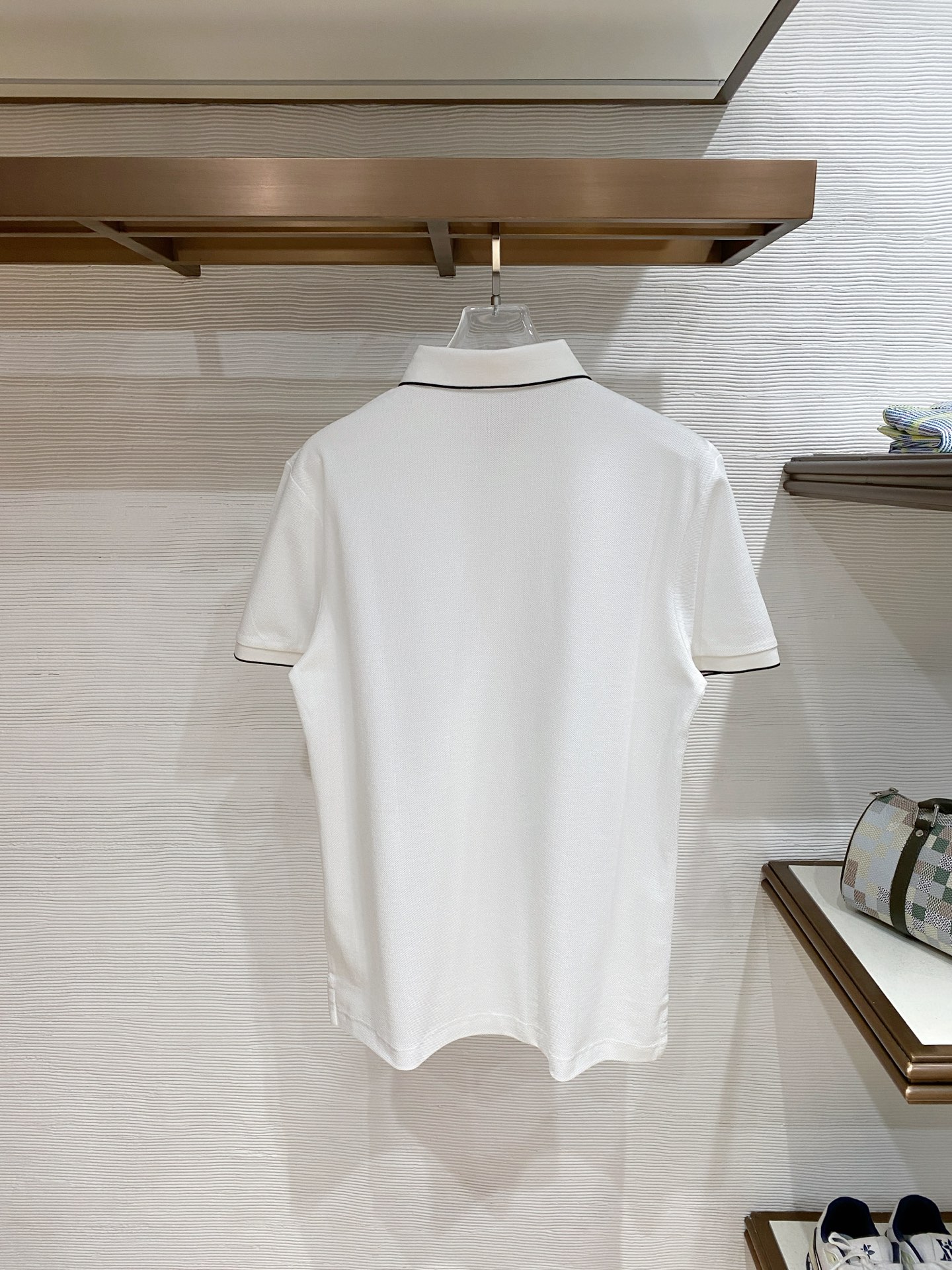 🌟 驴家# 26春夏 专属标识Polo衫短袖T恤 经典的翻领裁剪工艺从未停止.既不单调也不复杂,匠心之作