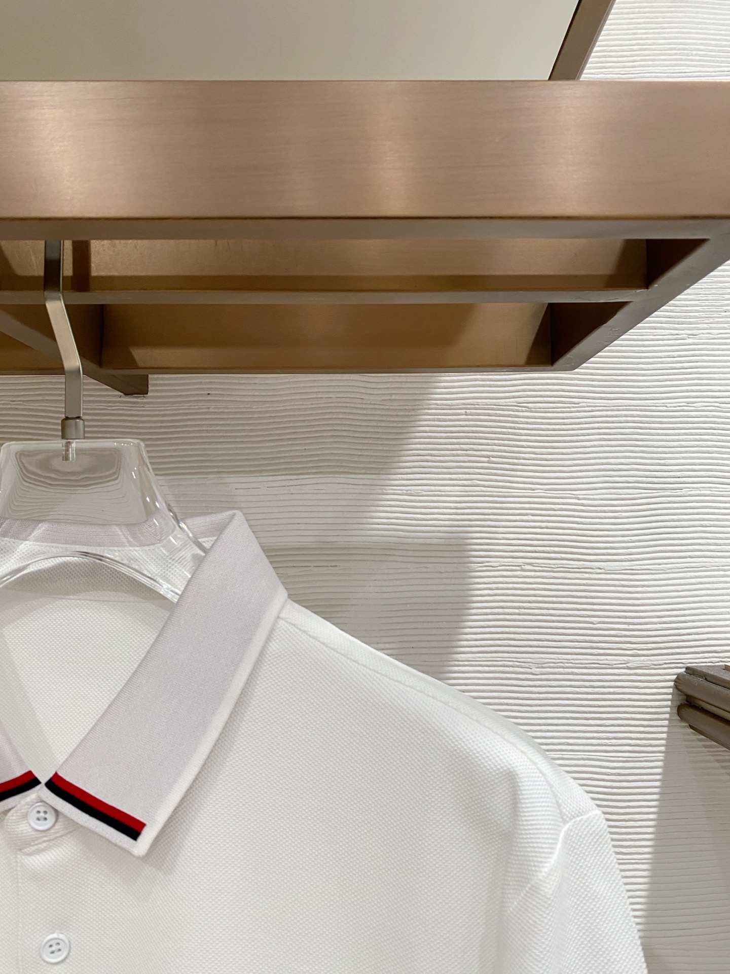 🌟 Mon# 26春夏 专属标识Polo衫短袖T恤 经典的翻领裁剪工艺从未停止.既不单调也不复杂,匠心之