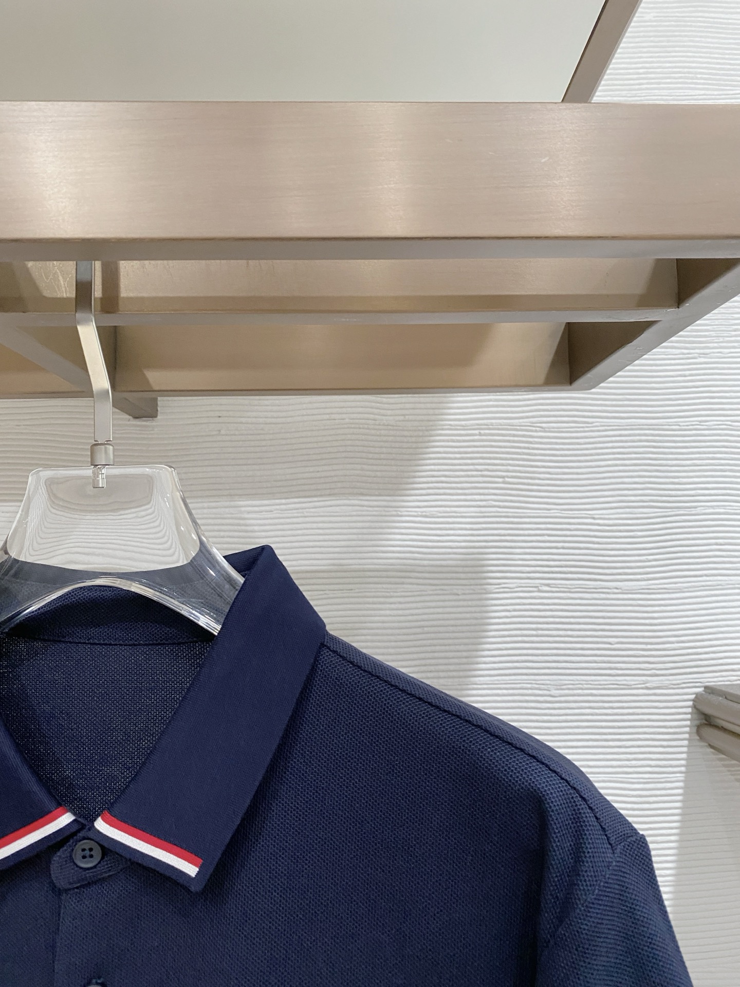 🌟 Mon# 26春夏 专属标识Polo衫短袖T恤 经典的翻领裁剪工艺从未停止.既不单调也不复杂,匠心之