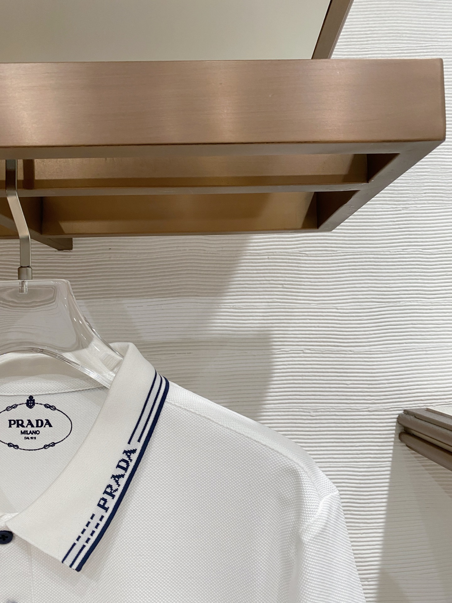 🌟 PRD# 26春夏 专属标识Polo衫短袖T恤 经典的翻领裁剪工艺从未停止.既不单调也不复杂,匠心之