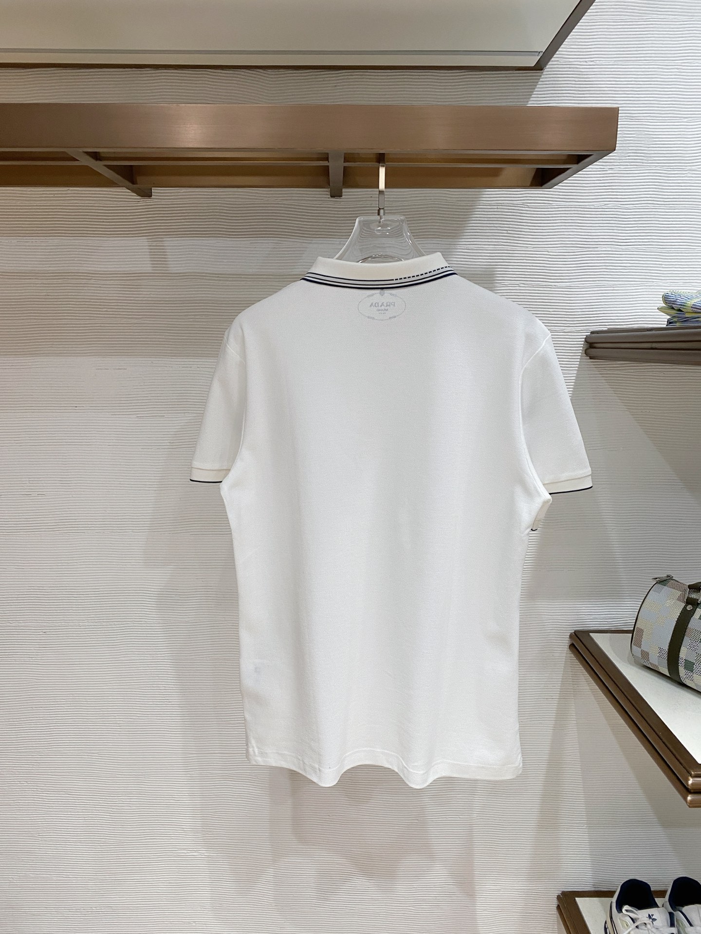 🌟 PRD# 26春夏 专属标识Polo衫短袖T恤 经典的翻领裁剪工艺从未停止.既不单调也不复杂,匠心之