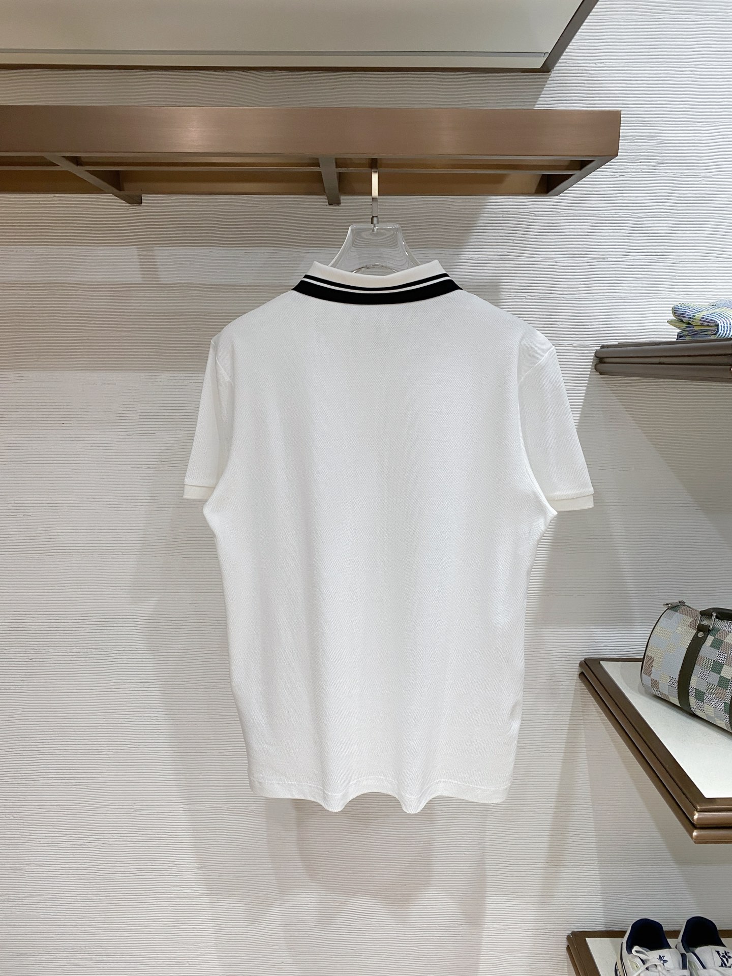 🌟 Gu# 26春夏 专属标识Polo衫短袖T恤 经典的翻领裁剪工艺从未停止.既不单调也不复杂,匠心之作