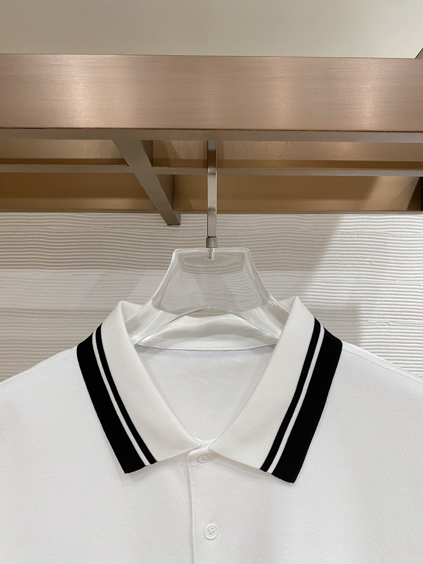 🌟 Gu# 26春夏 专属标识Polo衫短袖T恤 经典的翻领裁剪工艺从未停止.既不单调也不复杂,匠心之作