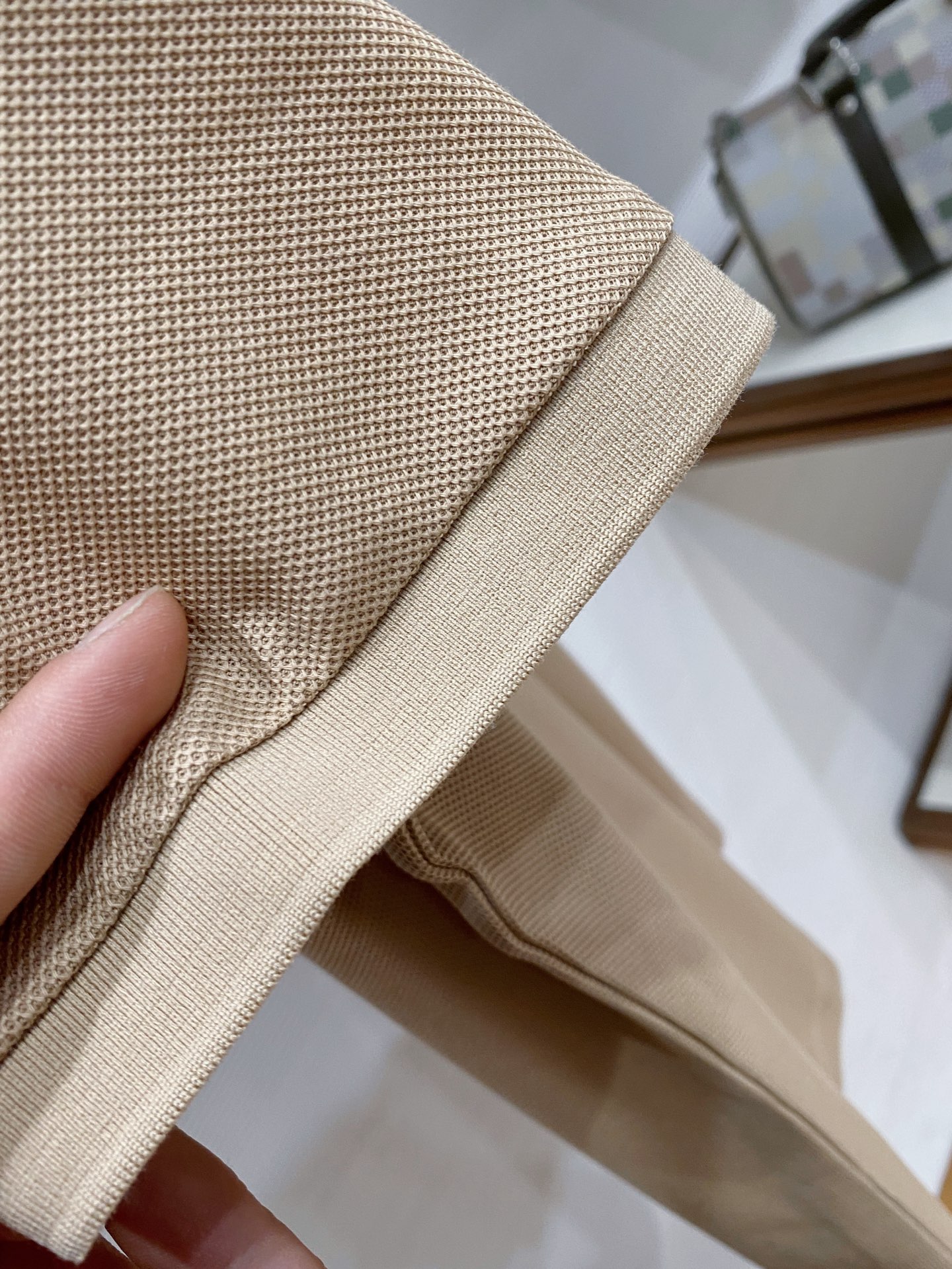 🌟 Gu# 26春夏 专属标识Polo衫短袖T恤 经典的翻领裁剪工艺从未停止.既不单调也不复杂,匠心之作