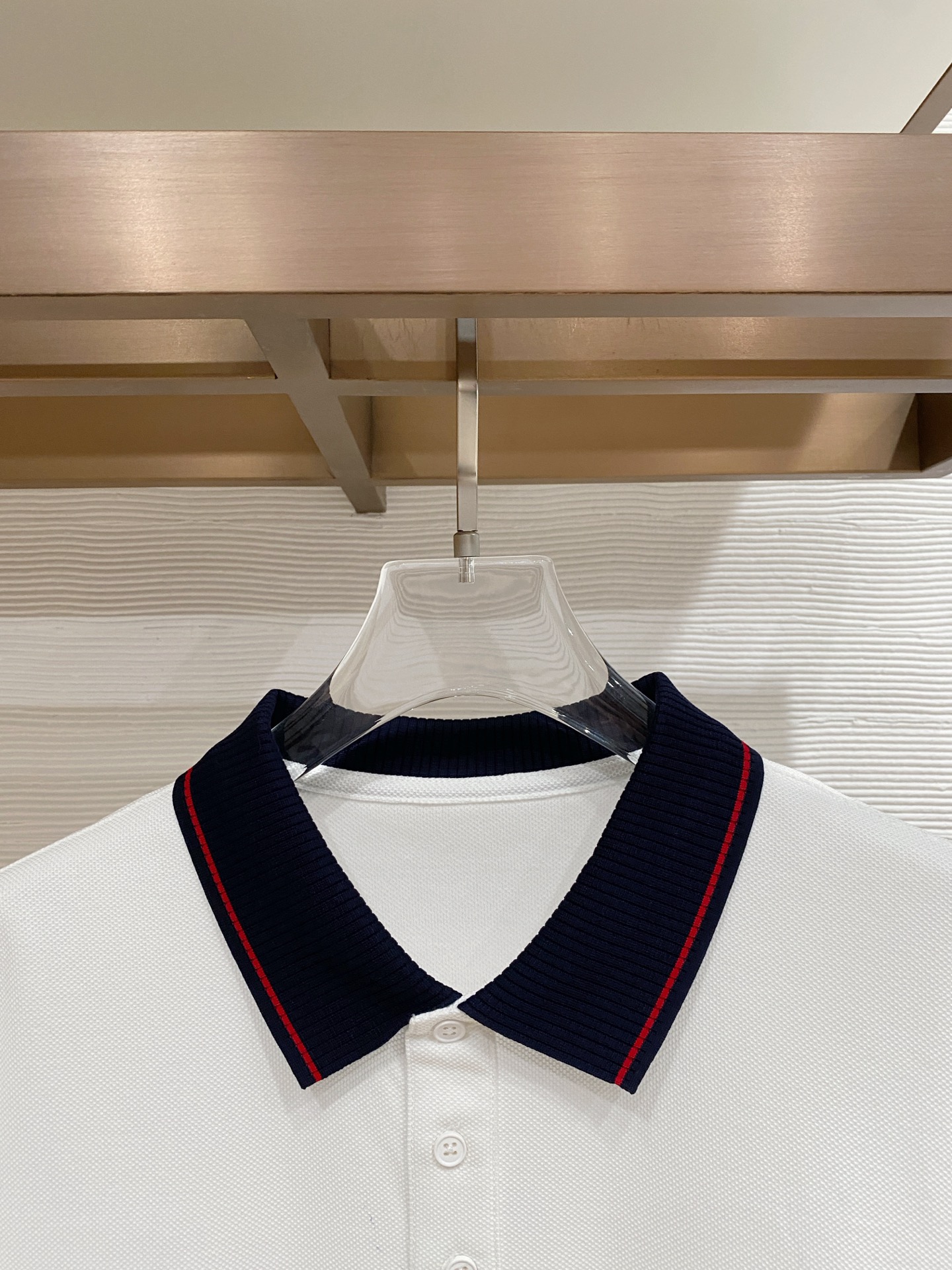 🌟 Mon# 26春夏 专属标识Polo衫短袖T恤 经典的翻领裁剪工艺从未停止.既不单调也不复杂,匠心之